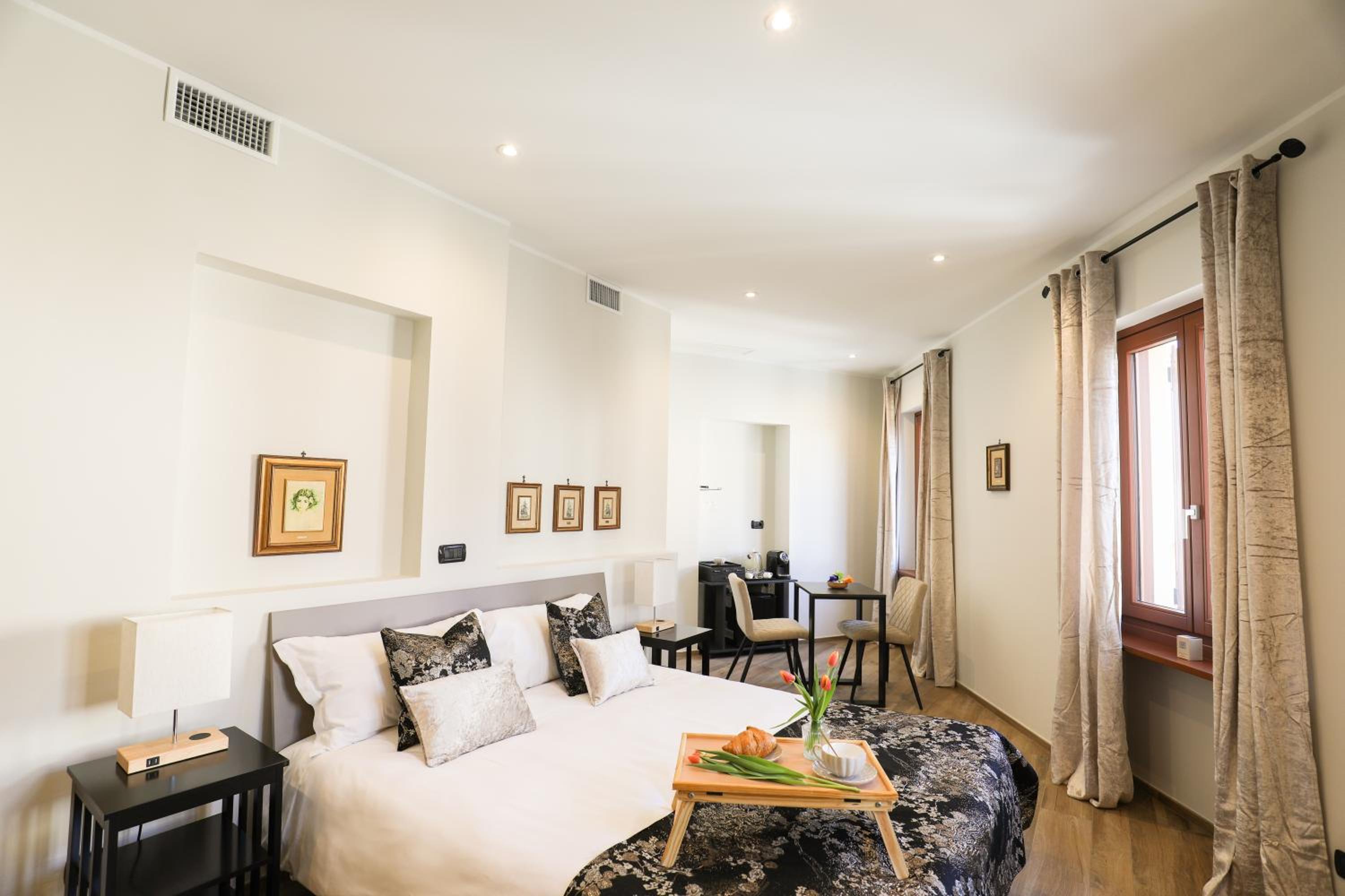 Large Double Room
