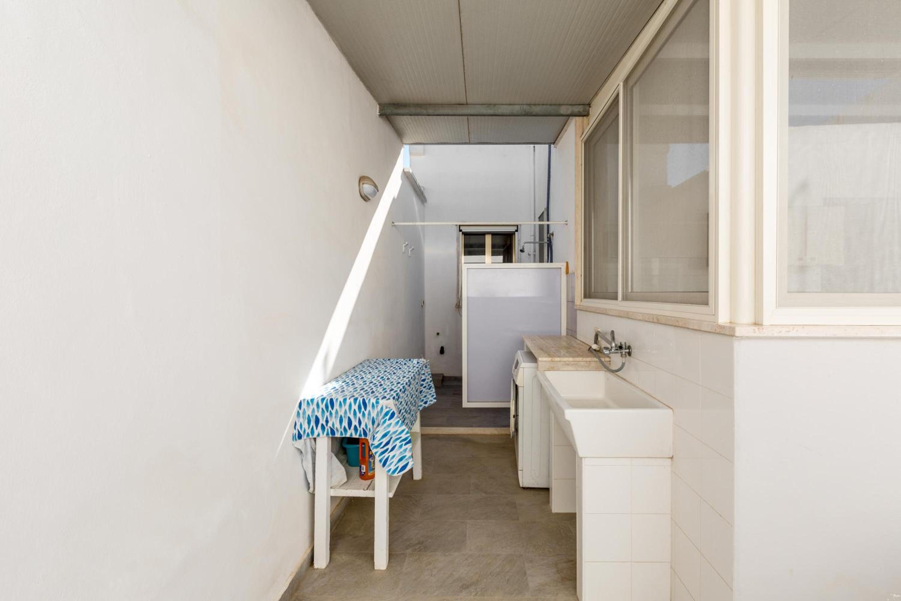 Two-Bedroom House photo 3