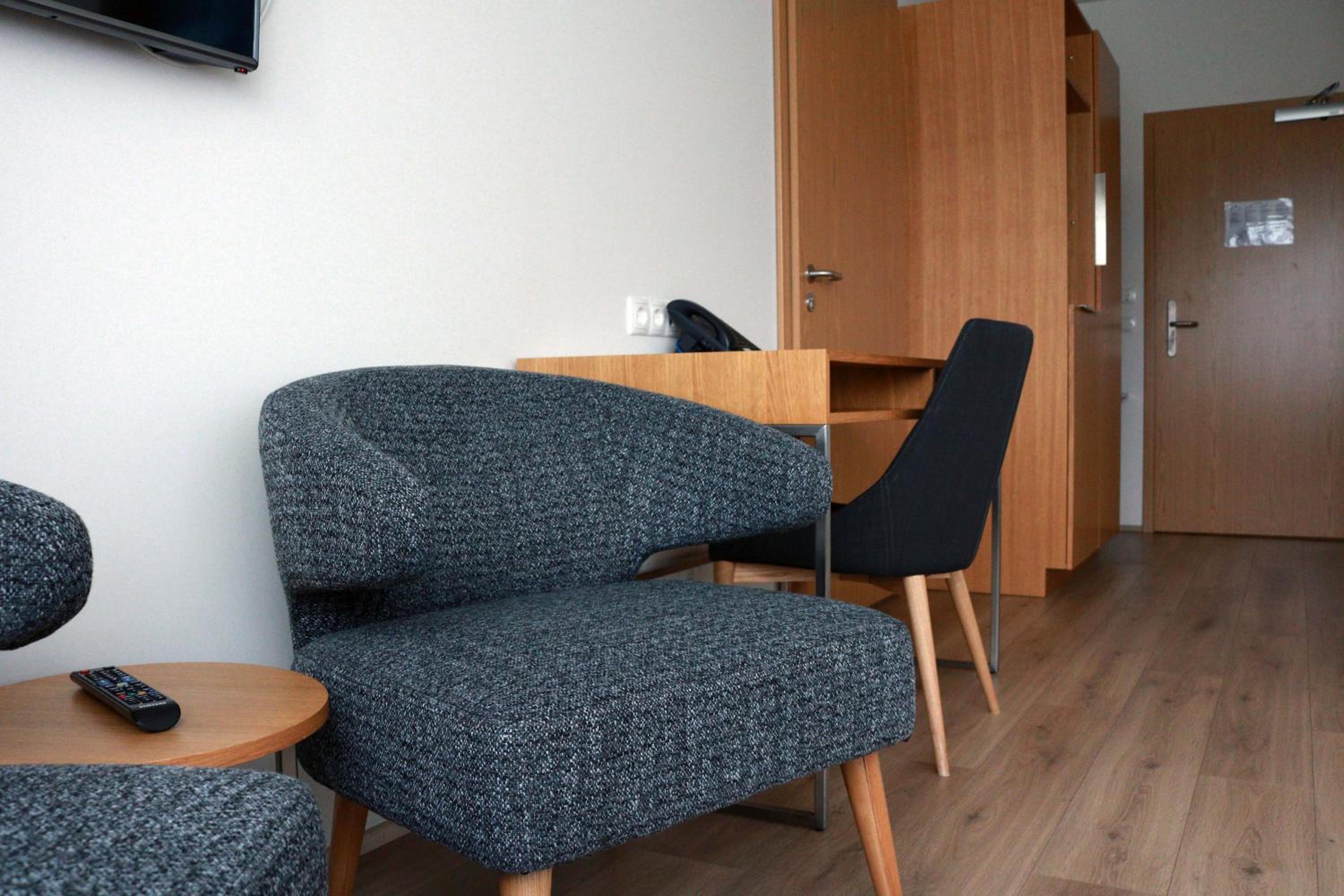 Premium Room with River View - Photo 2