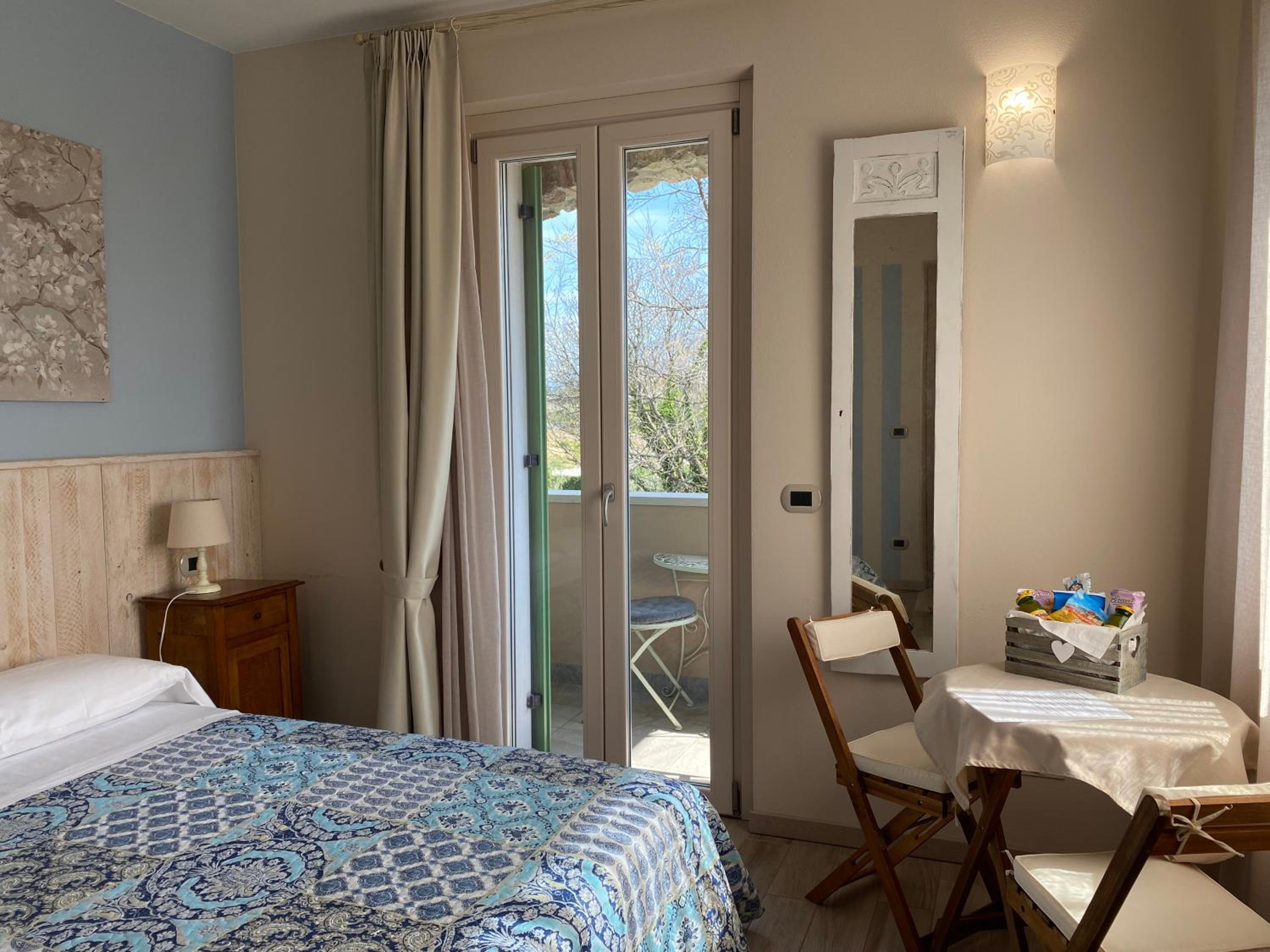 Deluxe Double Room With Balcony
