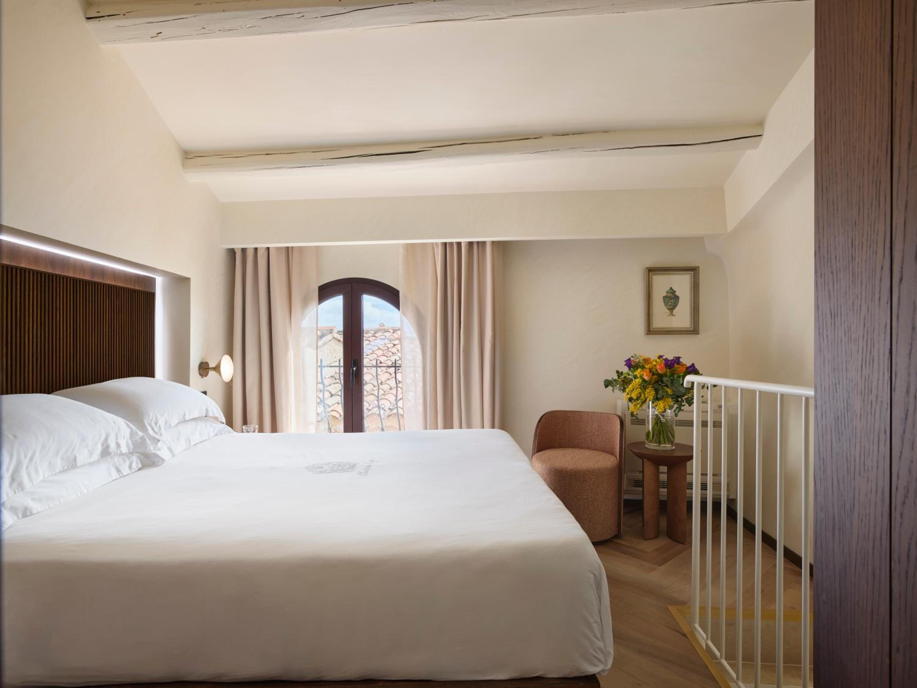 Standard Double Room - Photo 3