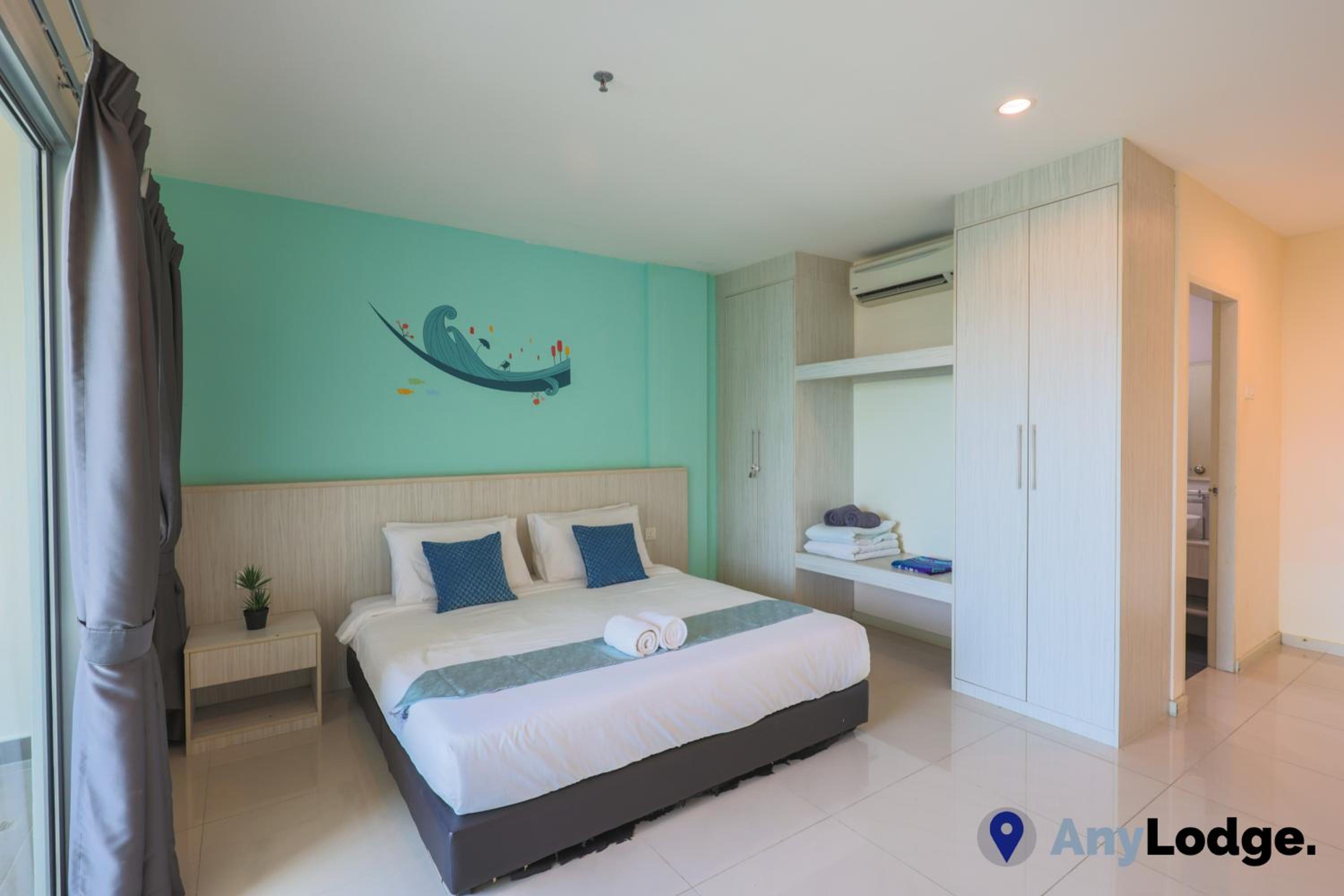 Deluxe Double or Twin Room with Sea View - Photo 8