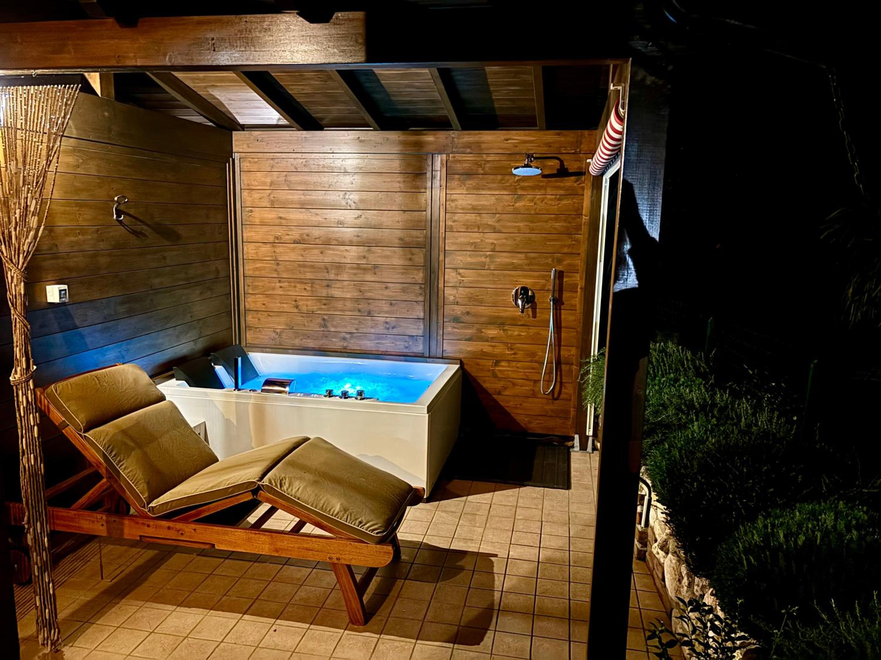 Deluxe Double or Twin Room with Spa Bath - Photo 44