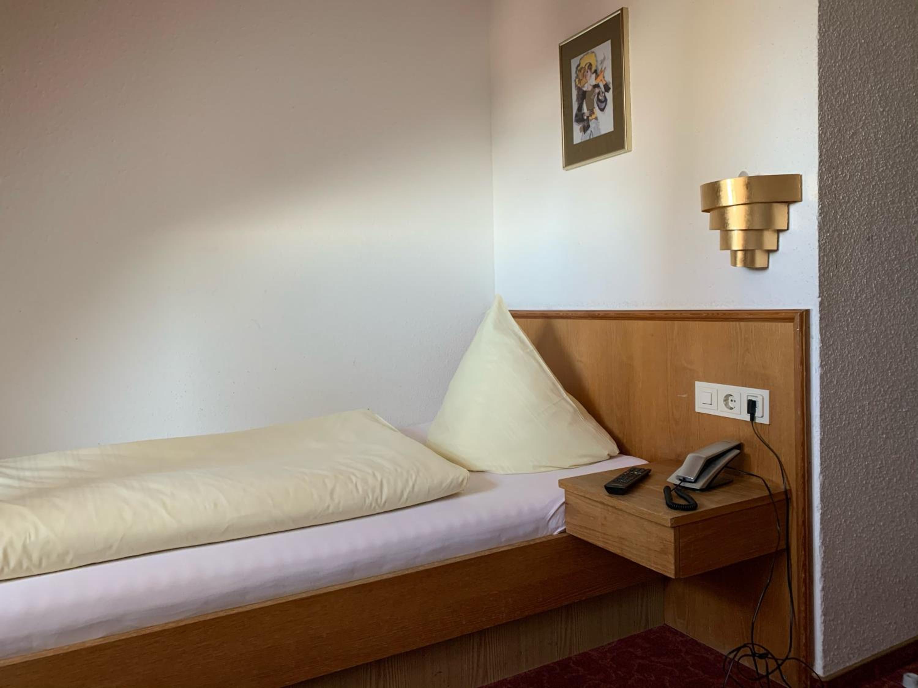 Small Single Room