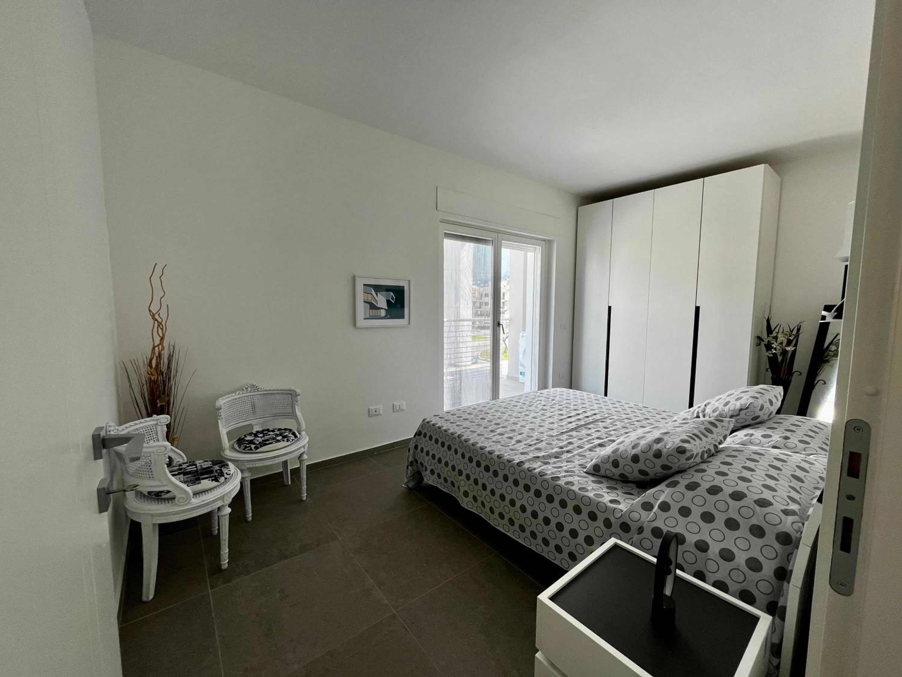 Two-Bedroom Apartment photo 3
