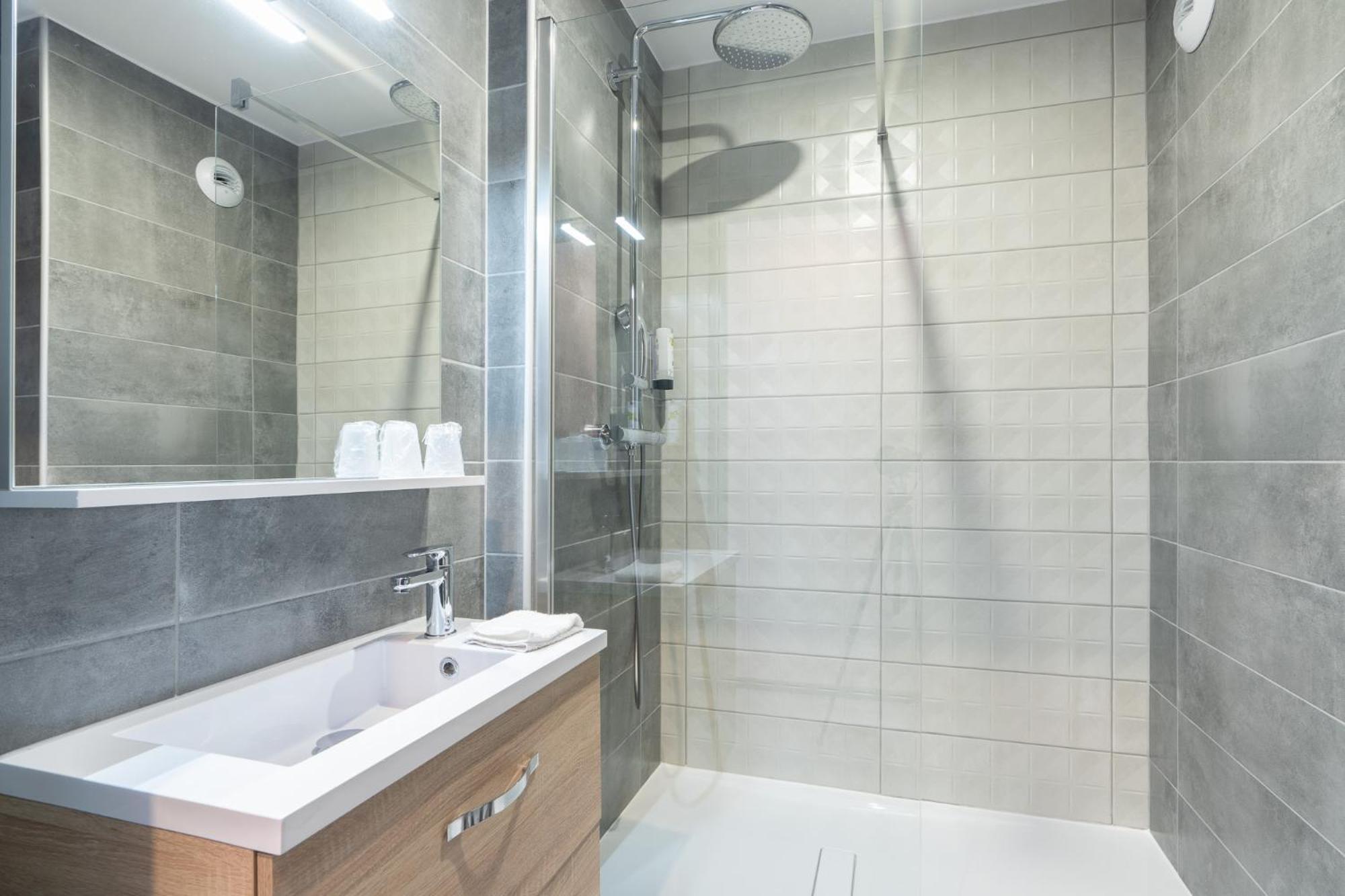 Superior Double Room with Garden View - Photo 6