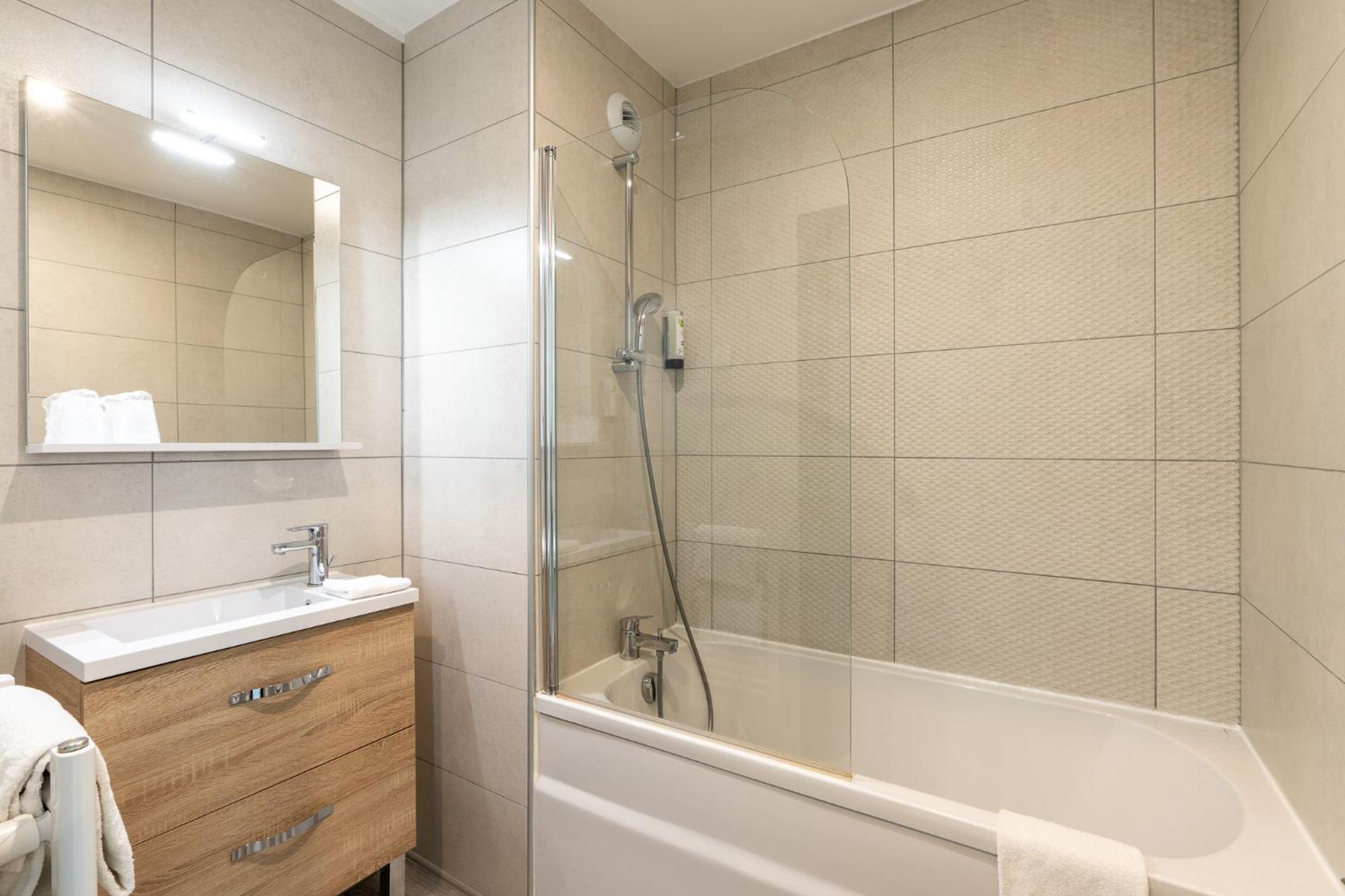 Superior Double Room with Garden View - Photo 5