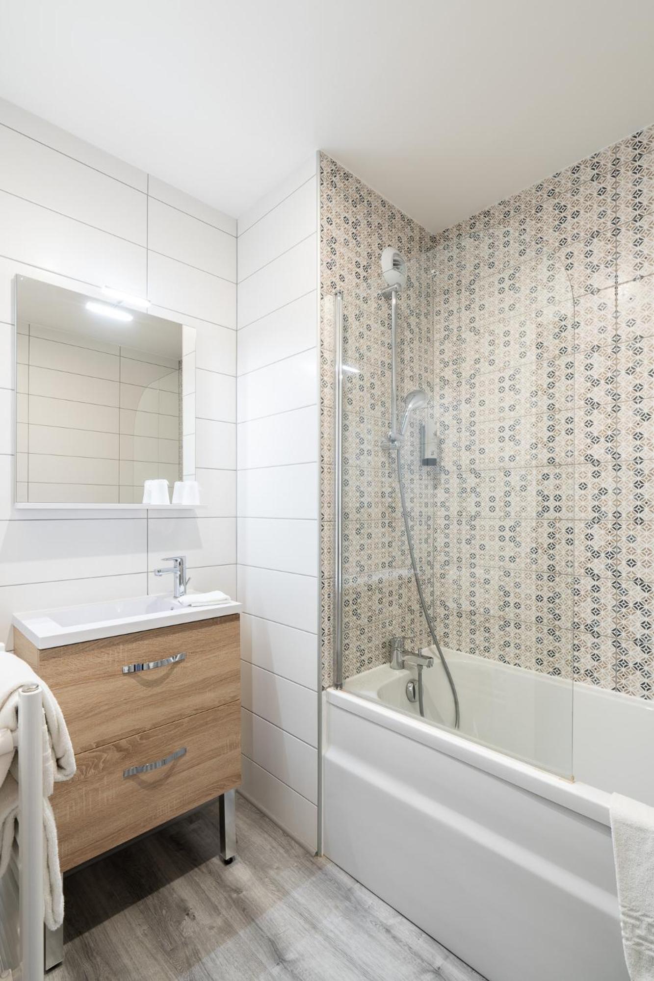 Superior Double Room with Garden View - Photo 3