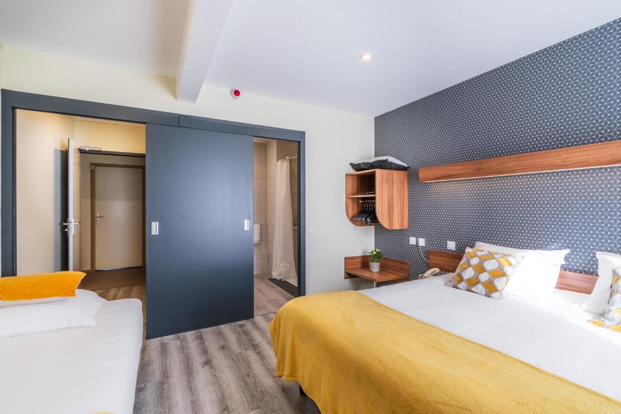 Superior Triple Room - Photo 4