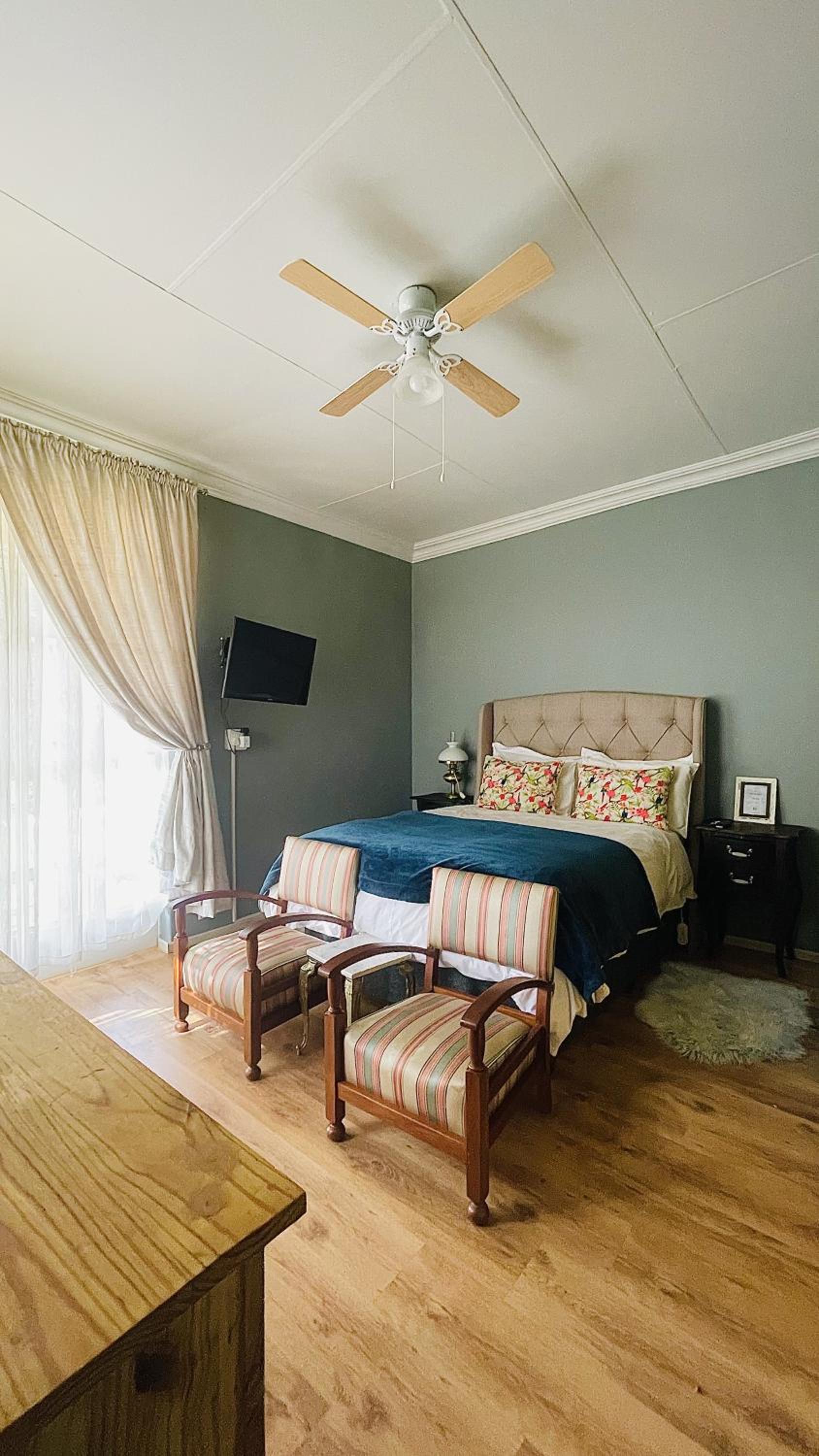 Deluxe Double Room with Shower photo 1