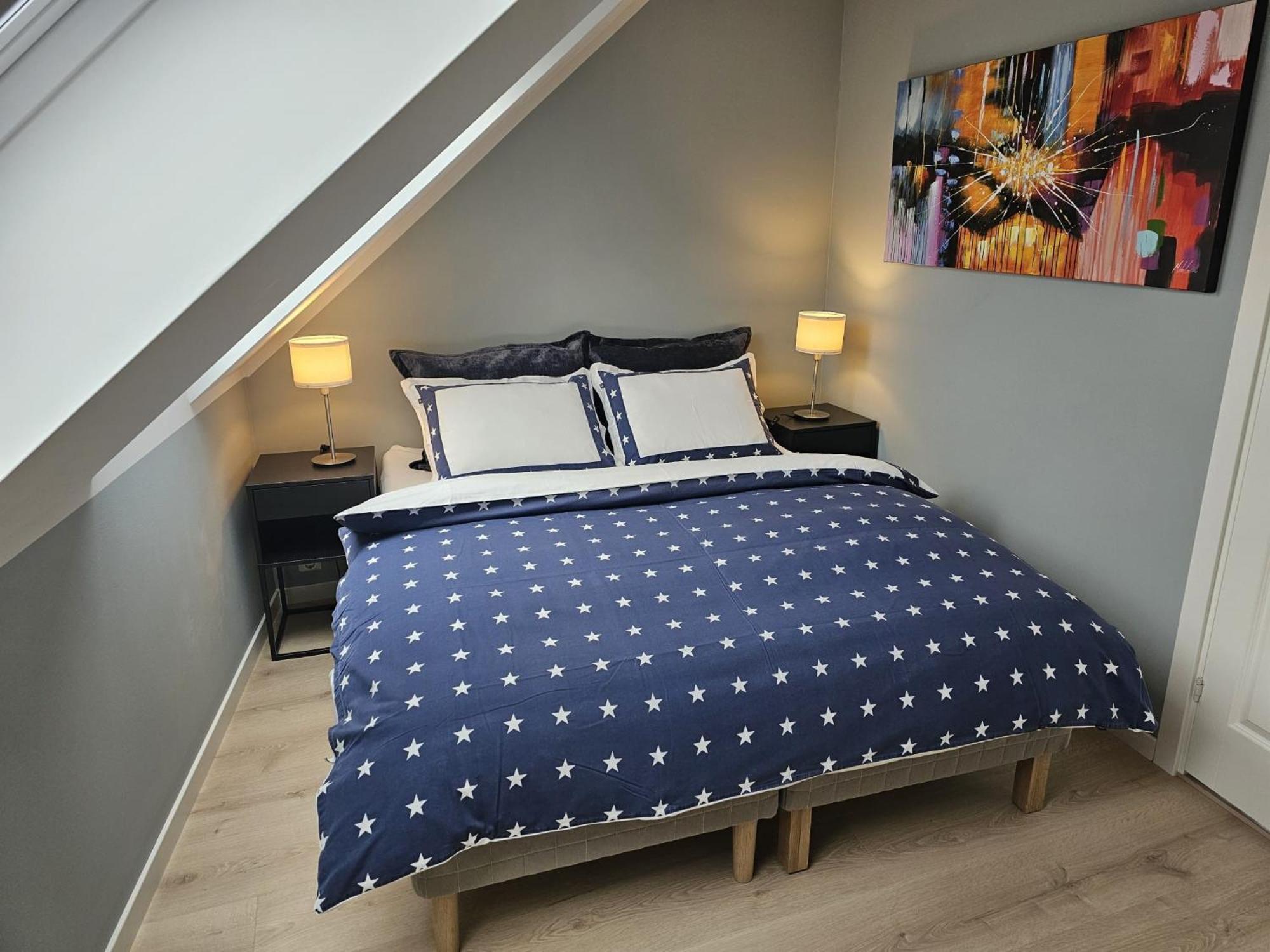 Three-Bedroom Penthouse Apartment photo 1