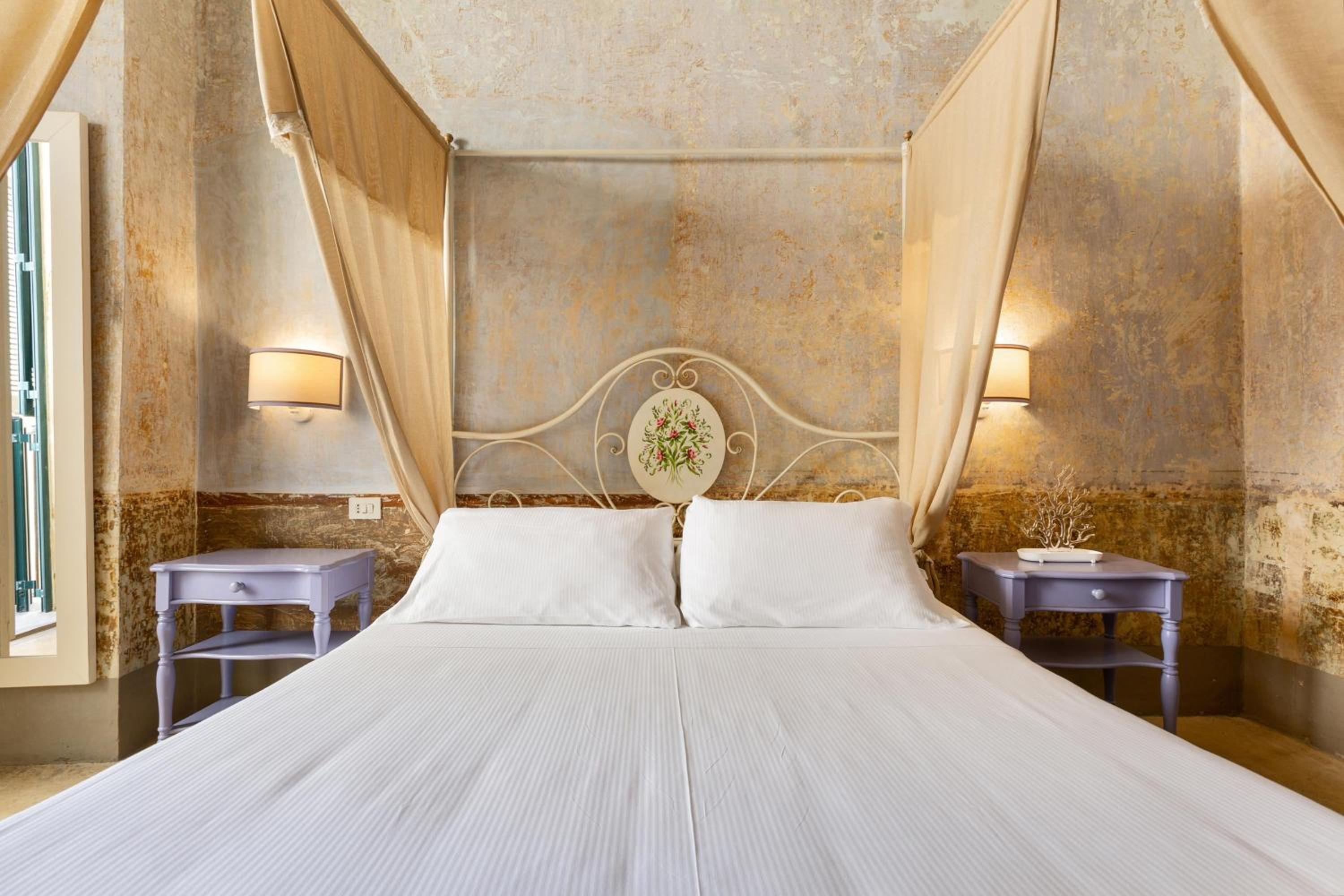 Deluxe Double Room With Sea View