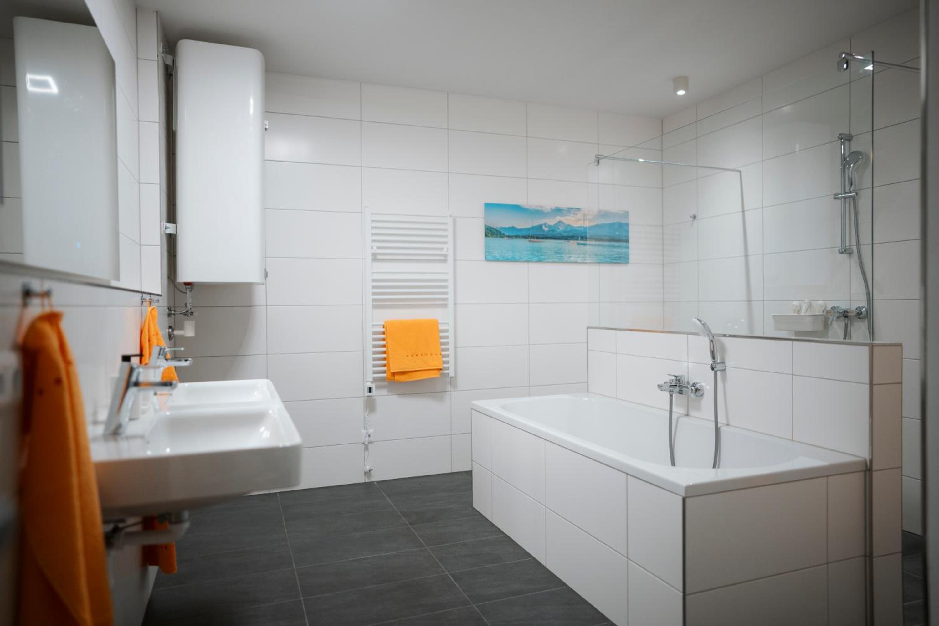 Suite with Lake View photo 2