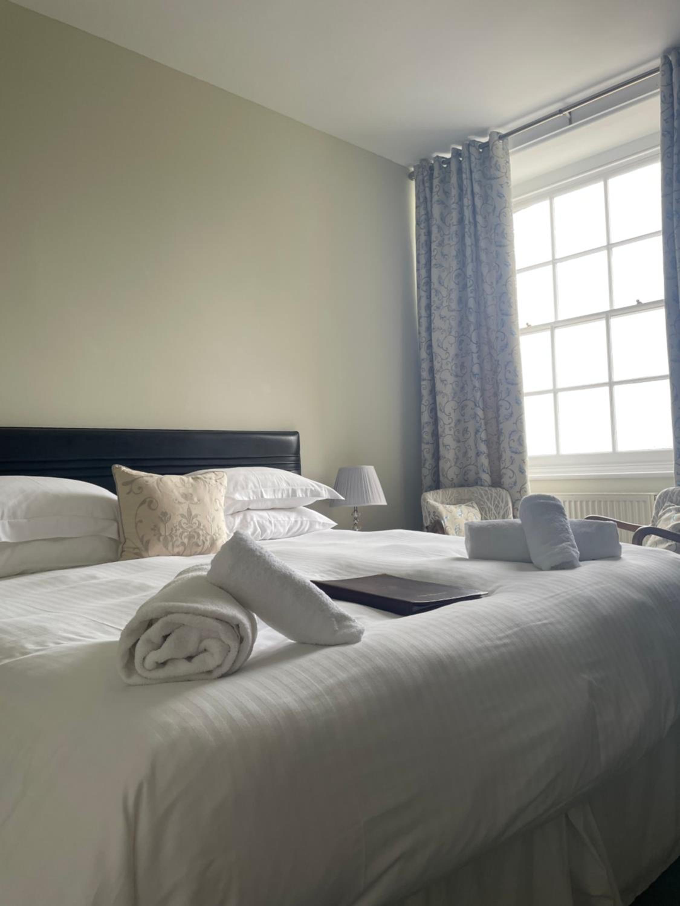 Deluxe King Room photo 3