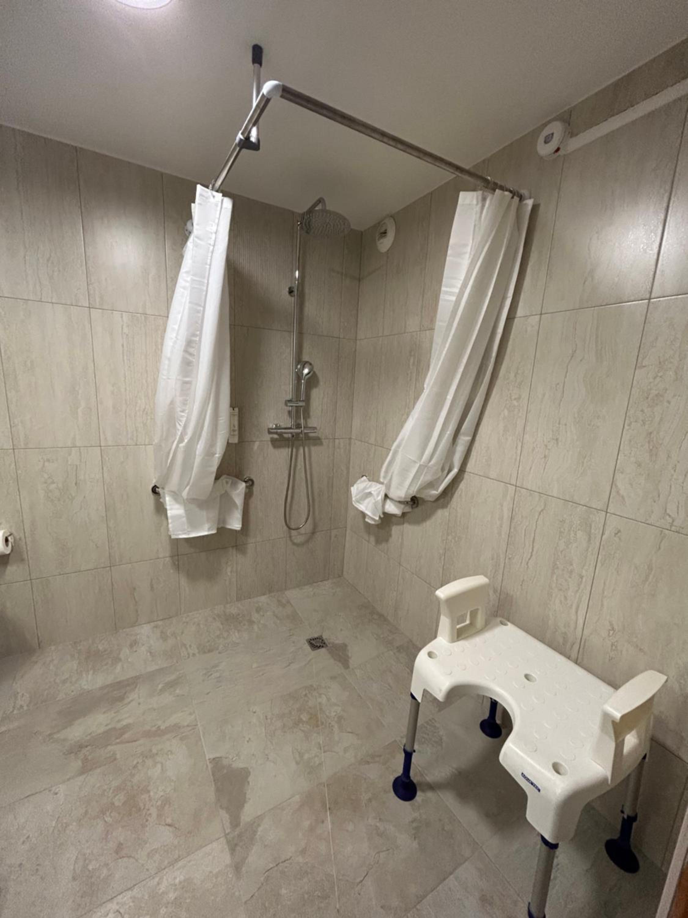 Triple Room - Disability Access photo 2