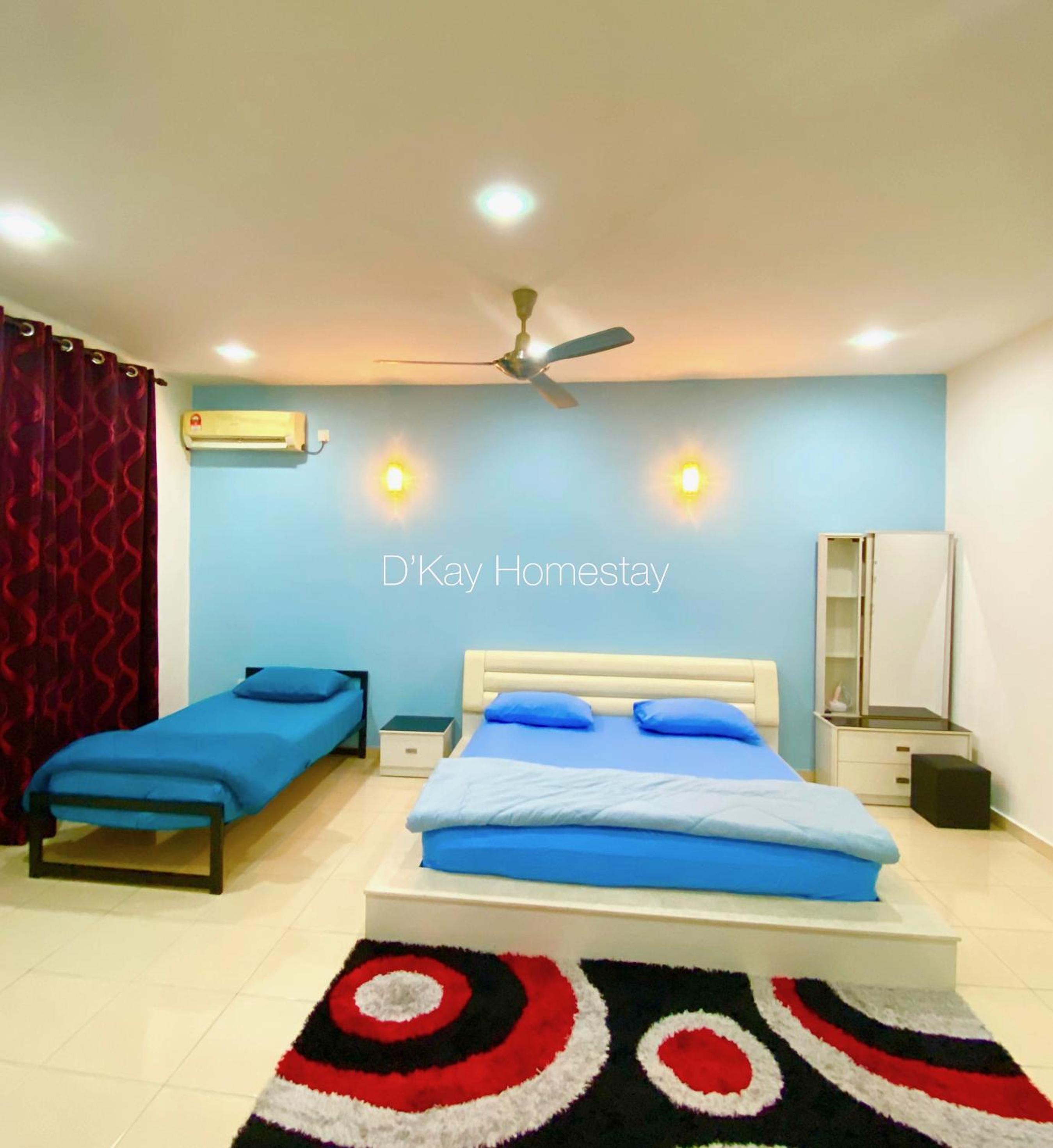 Four-Bedroom House photo 3