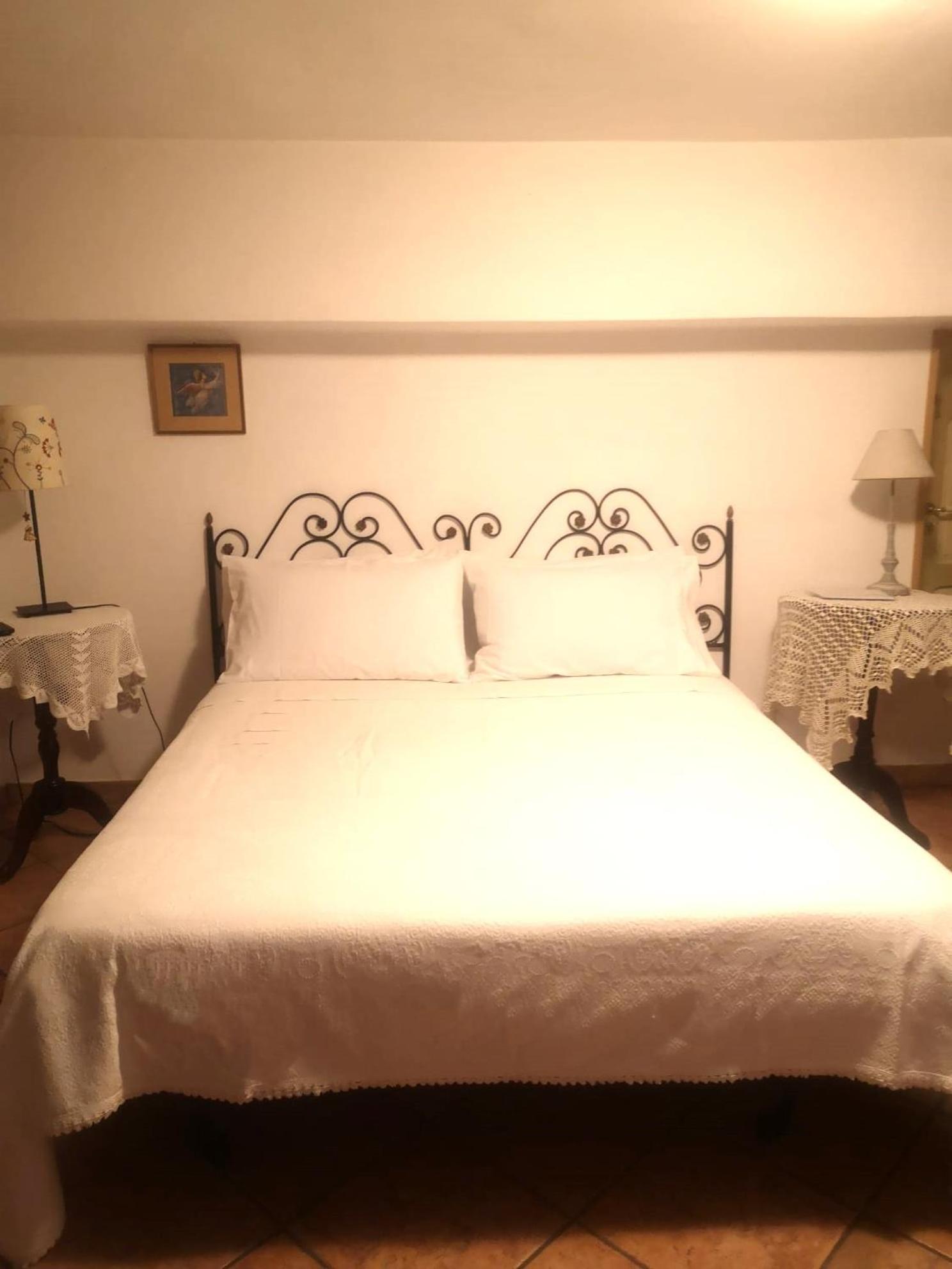 Double Room with Private Bathroom photo 1