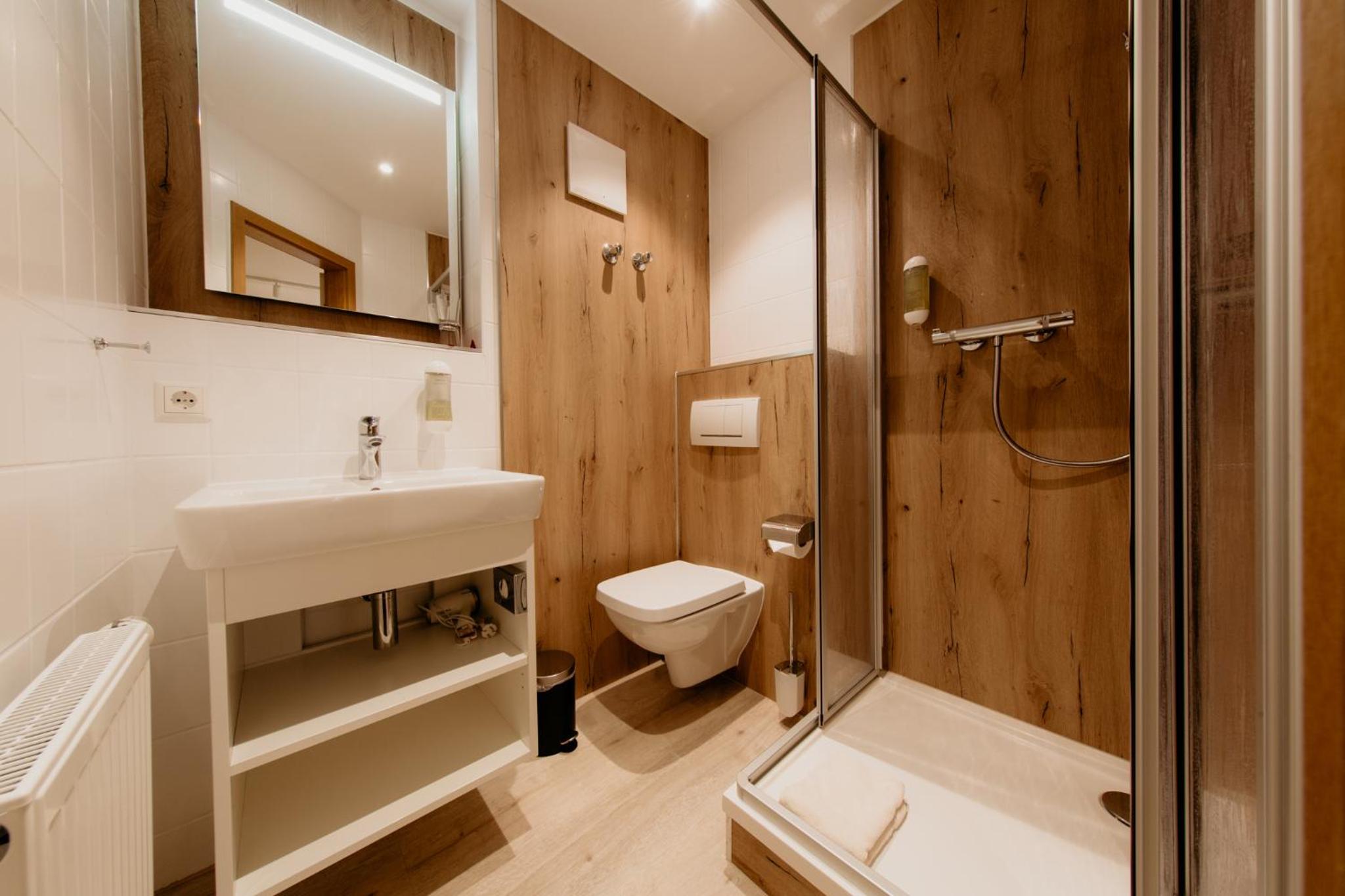 Double Room with Extra Bed - Photo 3