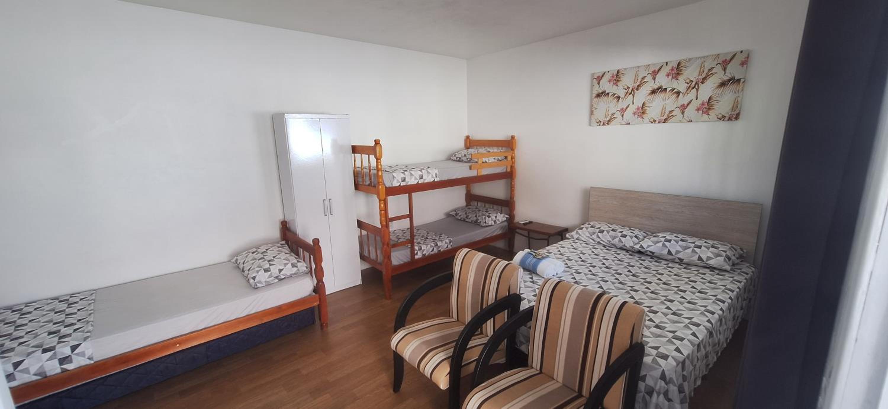 Suite - Photo 4