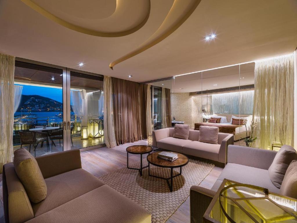 Suite Presidencial con vista al mar y acceso al SPA
