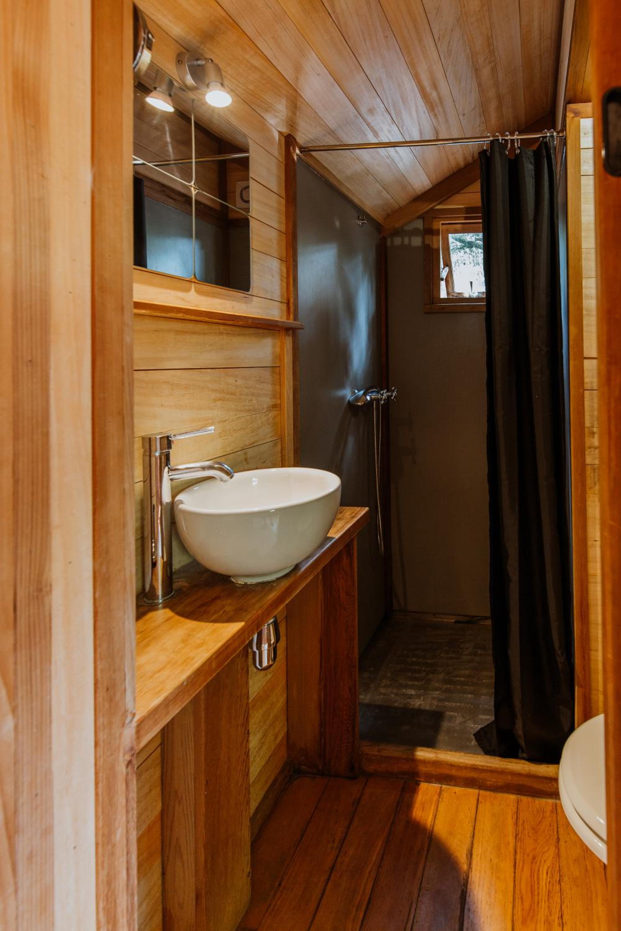 One-Bedroom House photo 2