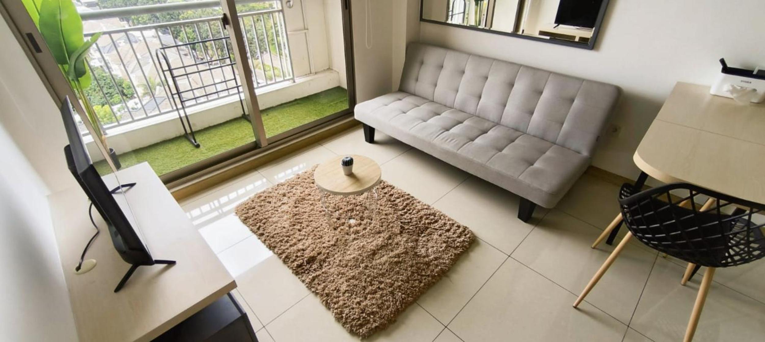 One-Bedroom Apartment photo 2
