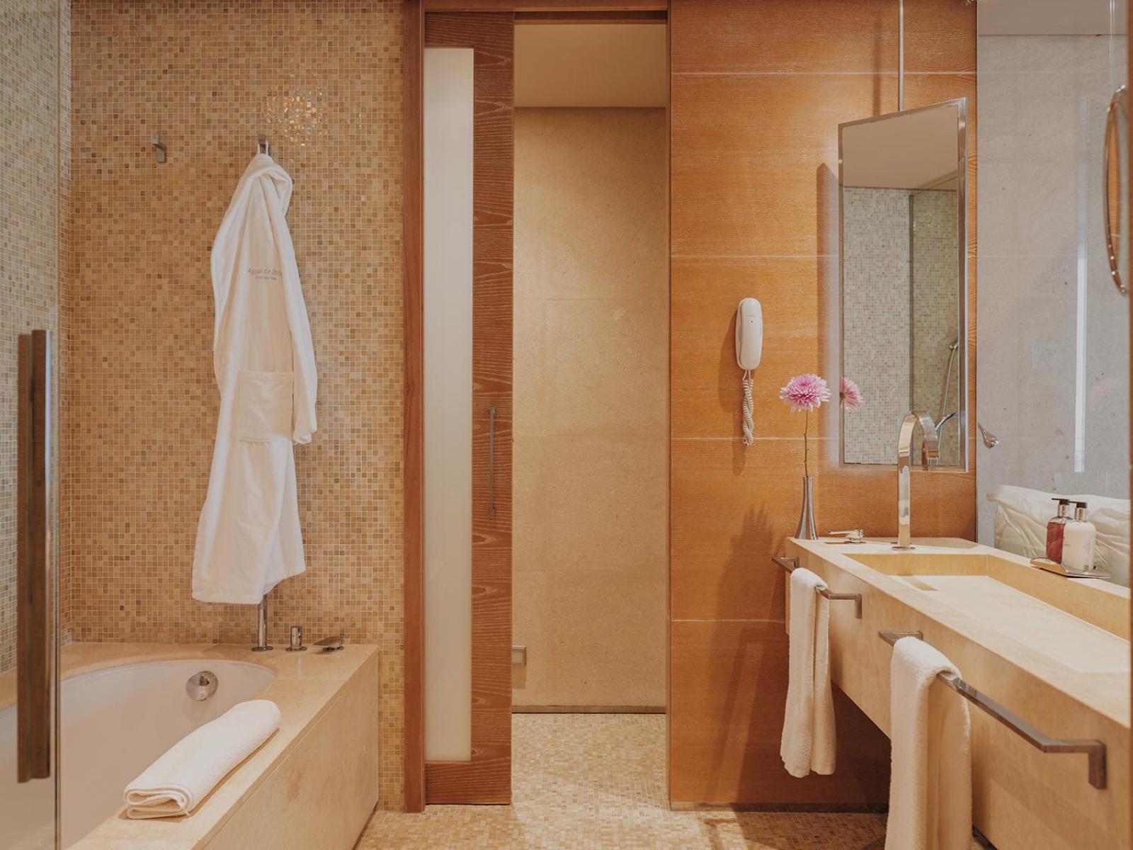 Grand Suite with Sea View & SPA access- Cloud 9 - Photo 2