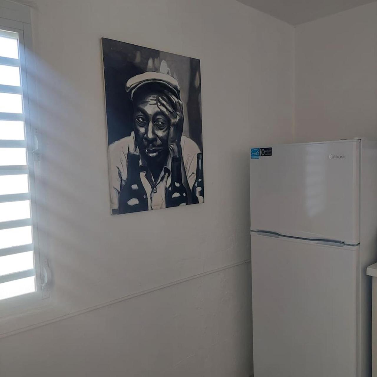 Apartment photo 2