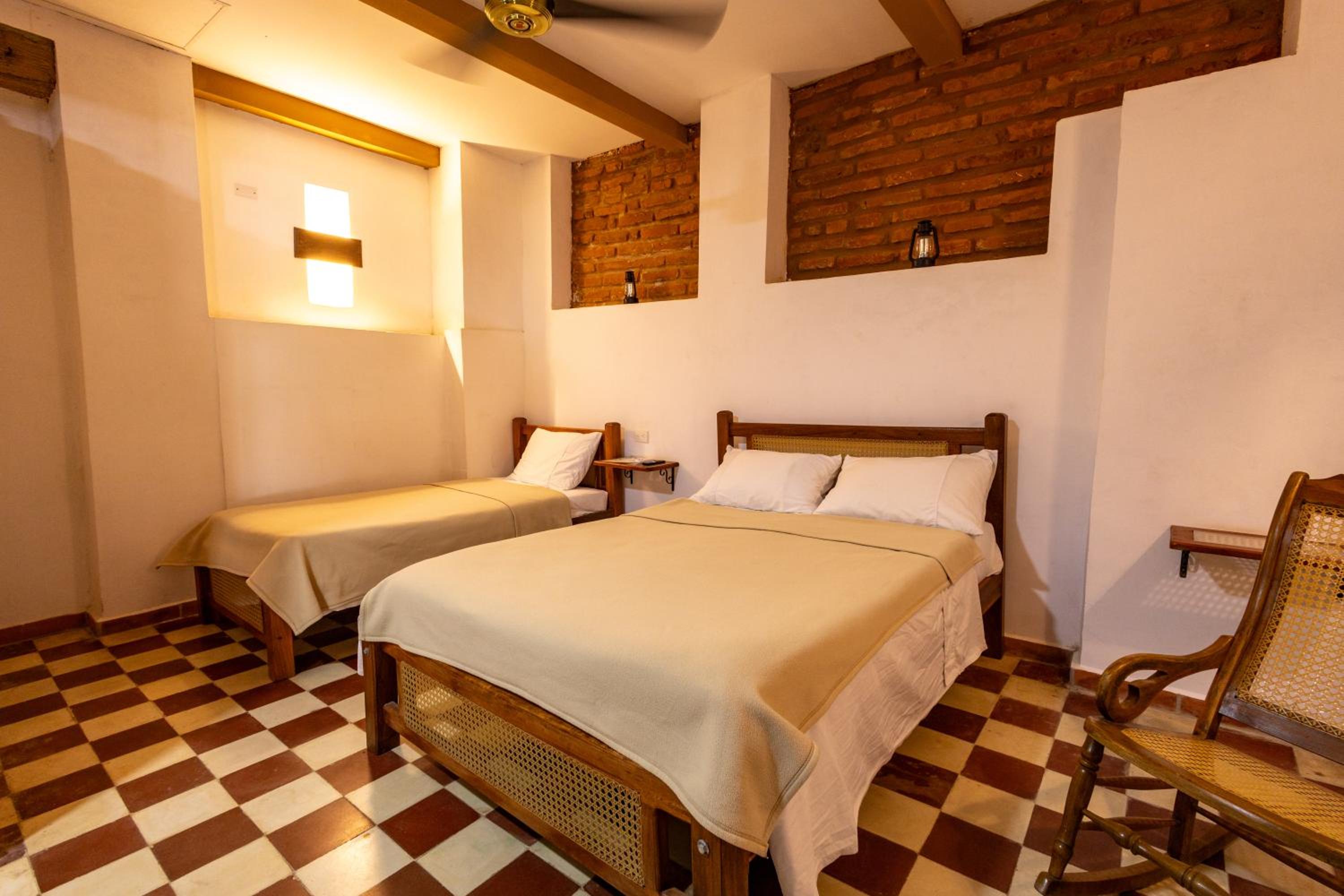 Triple Room with Private Bathroom photo 3