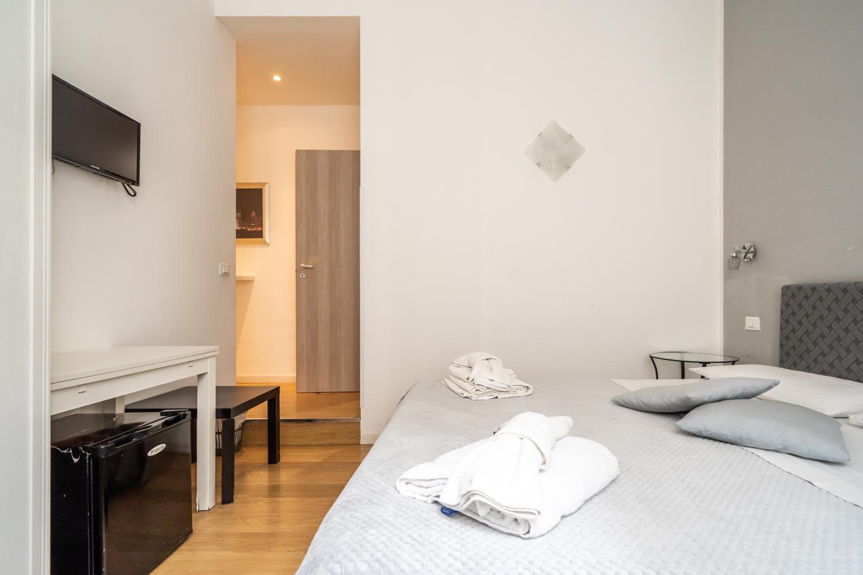 Double Room - Photo 1