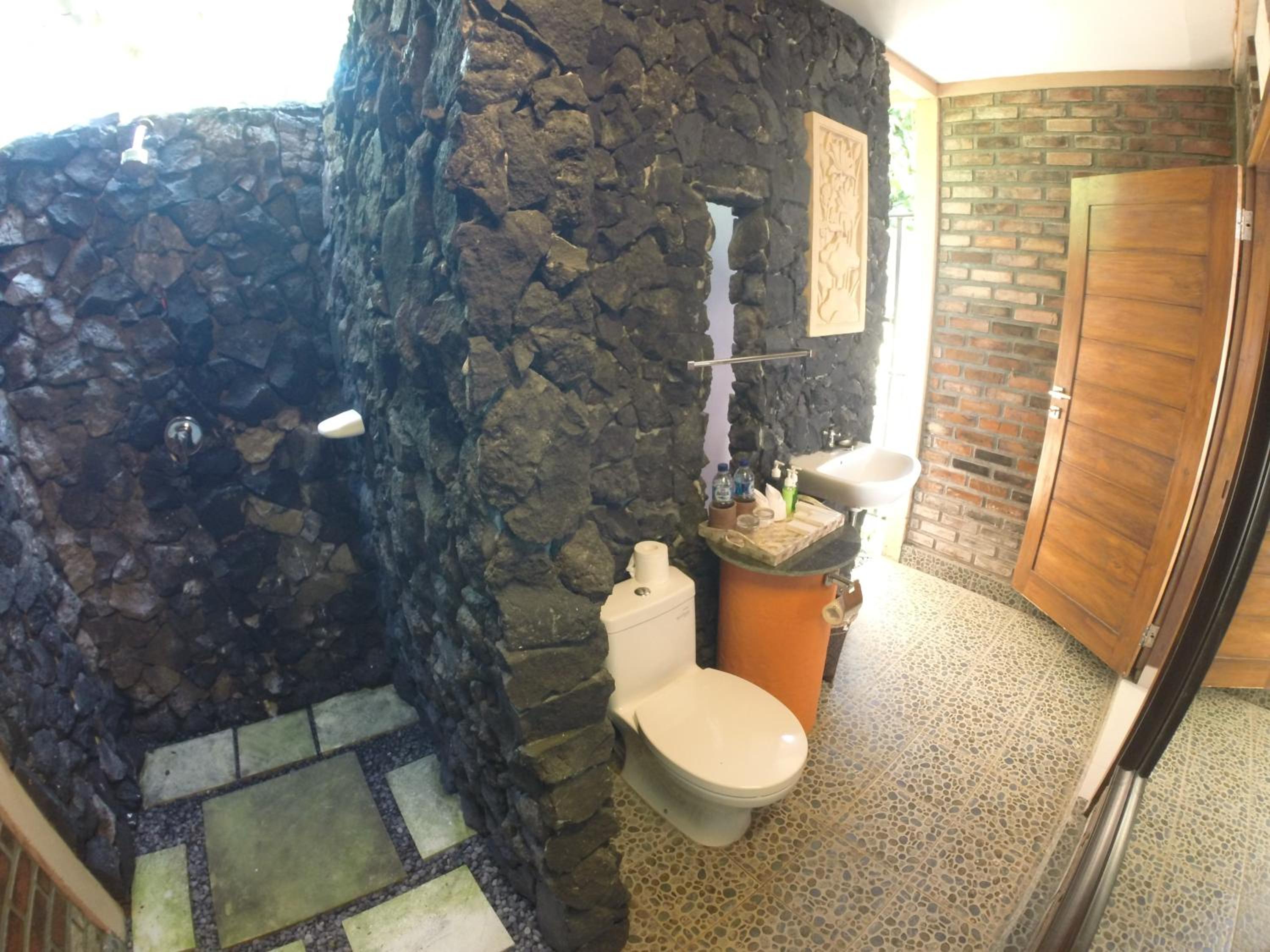 Family Room with Garden View - Photo 105