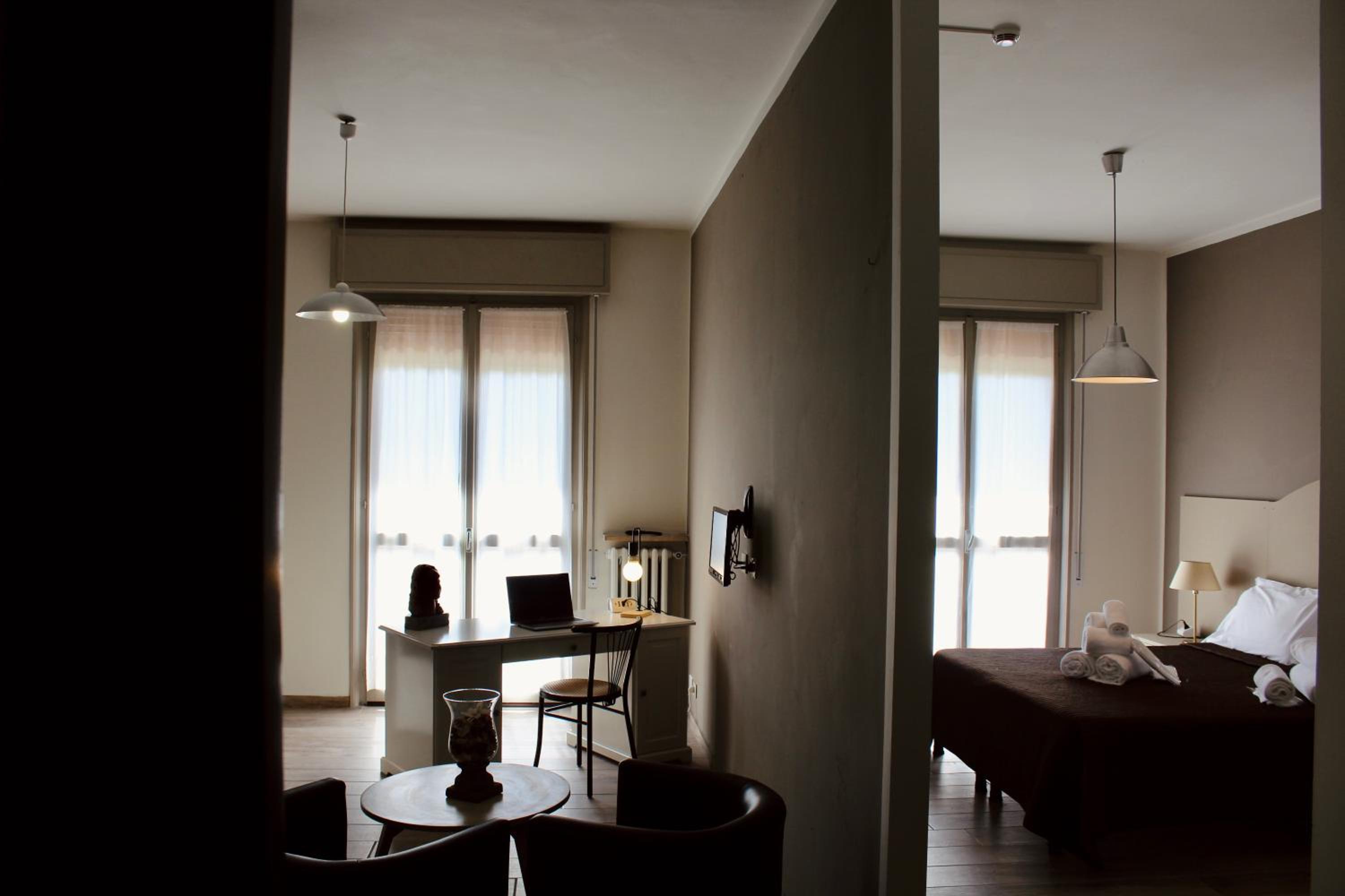 Suite with Pool View