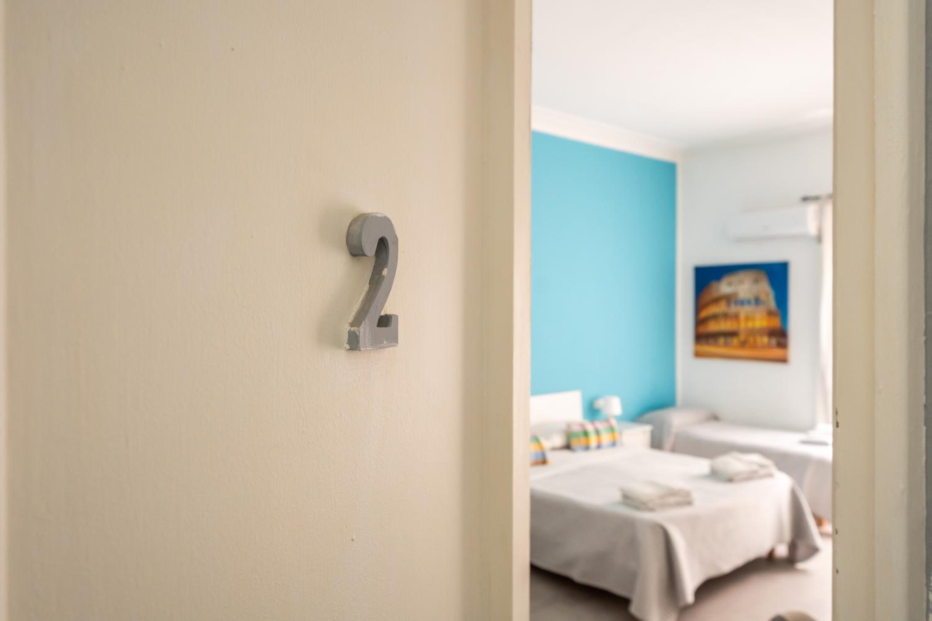 Triple Room - Photo 8