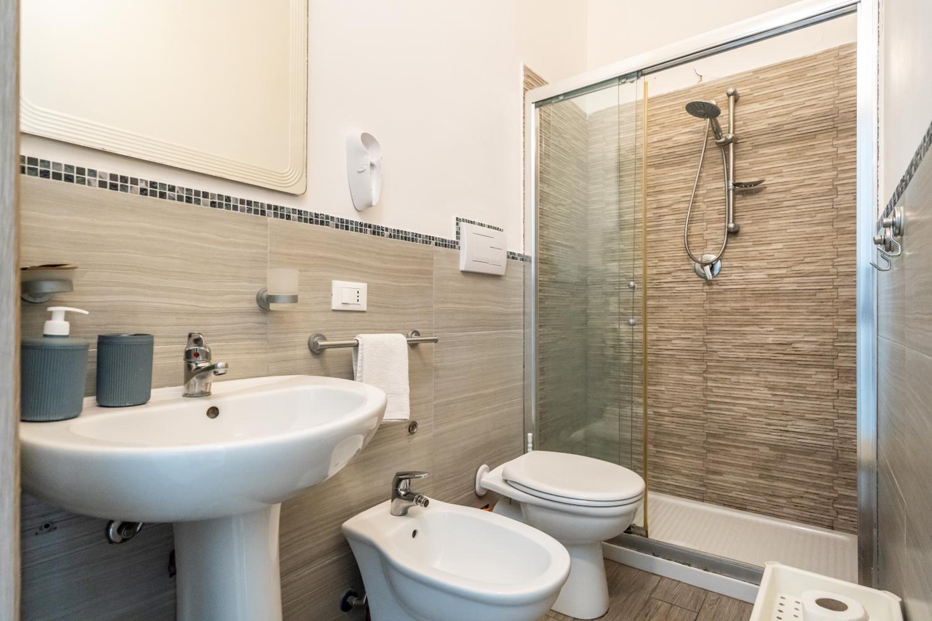 Triple Room - Photo 4