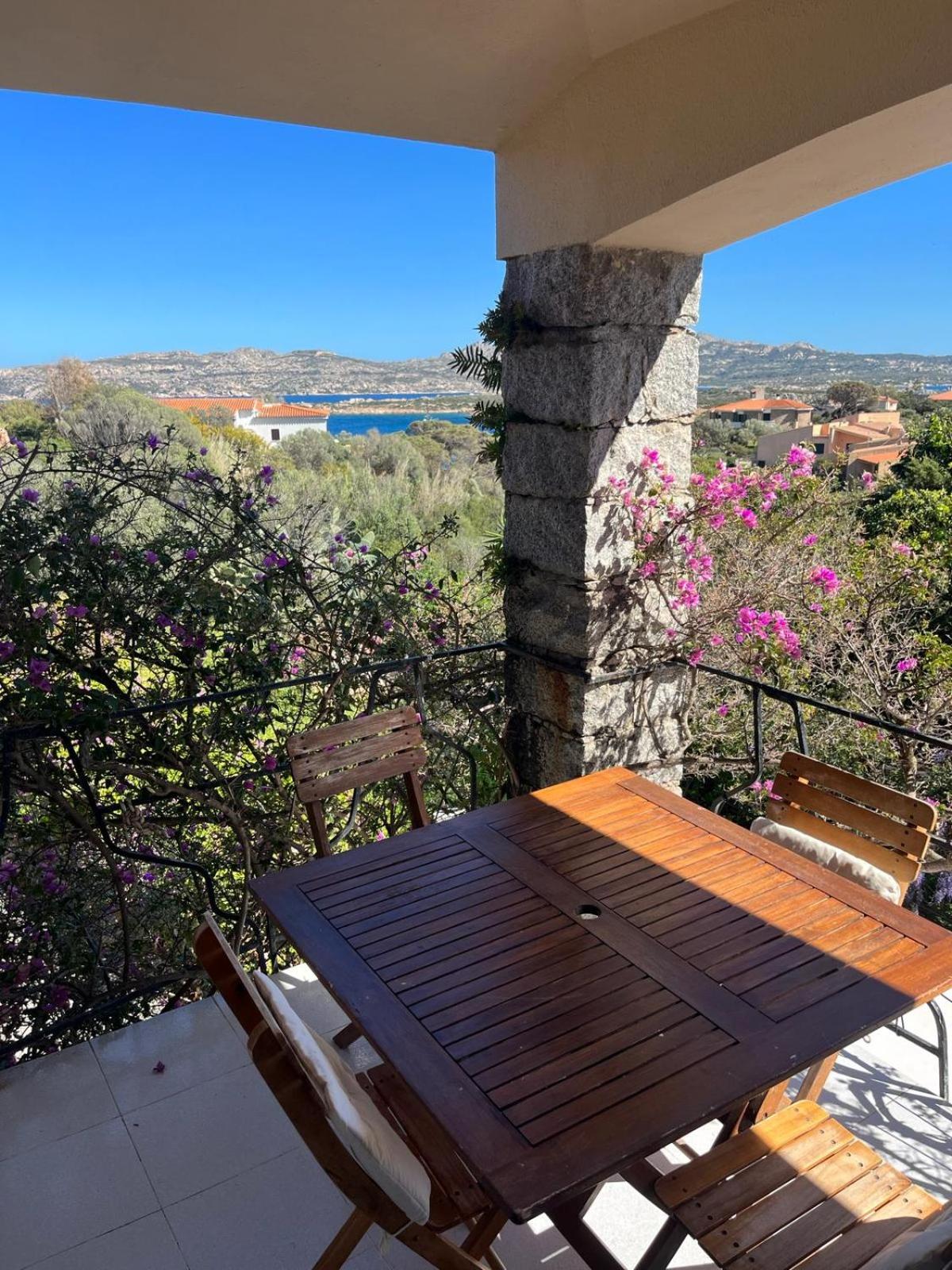 Villa with Sea View photo 3