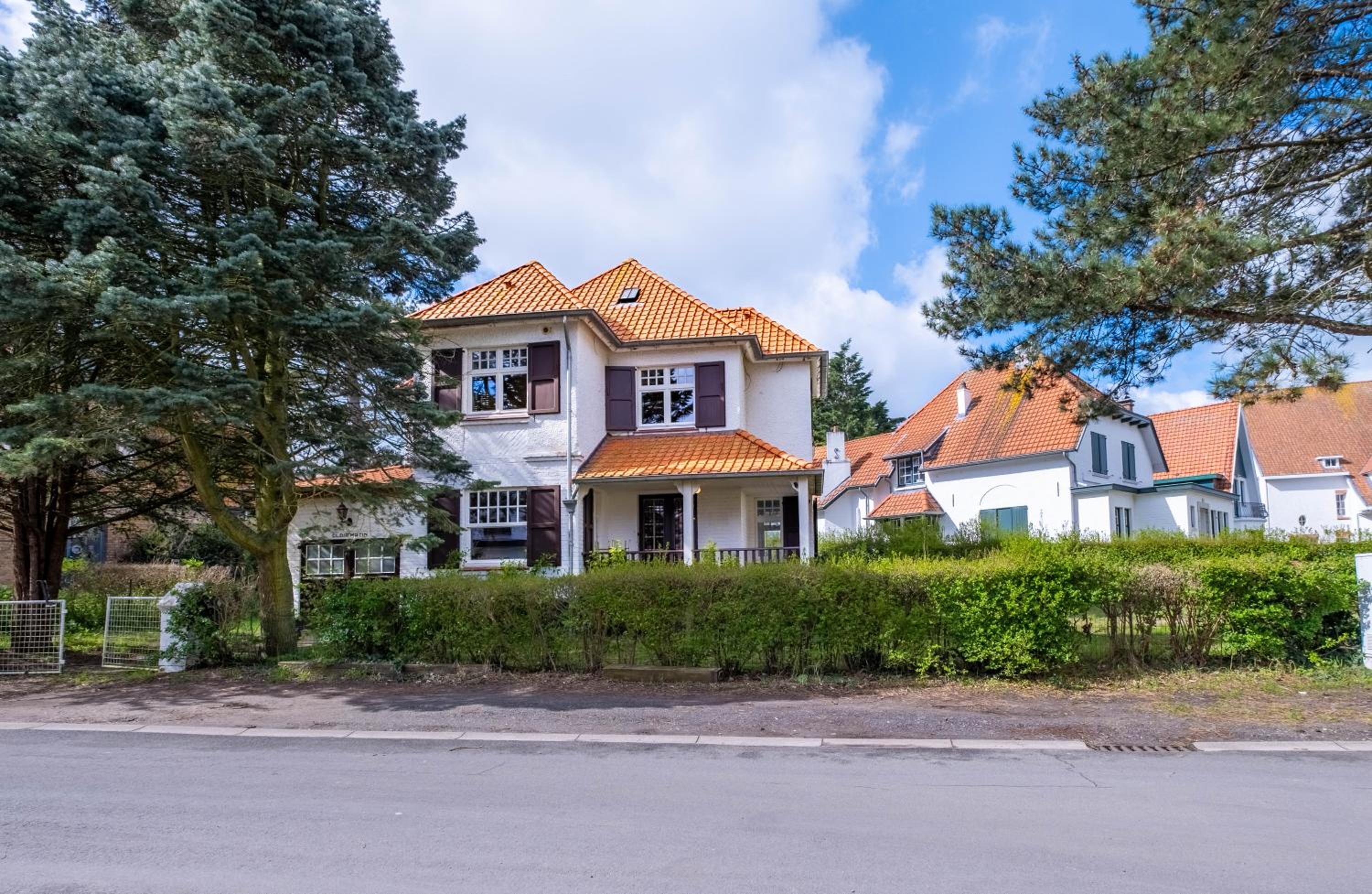 Villa photo 1