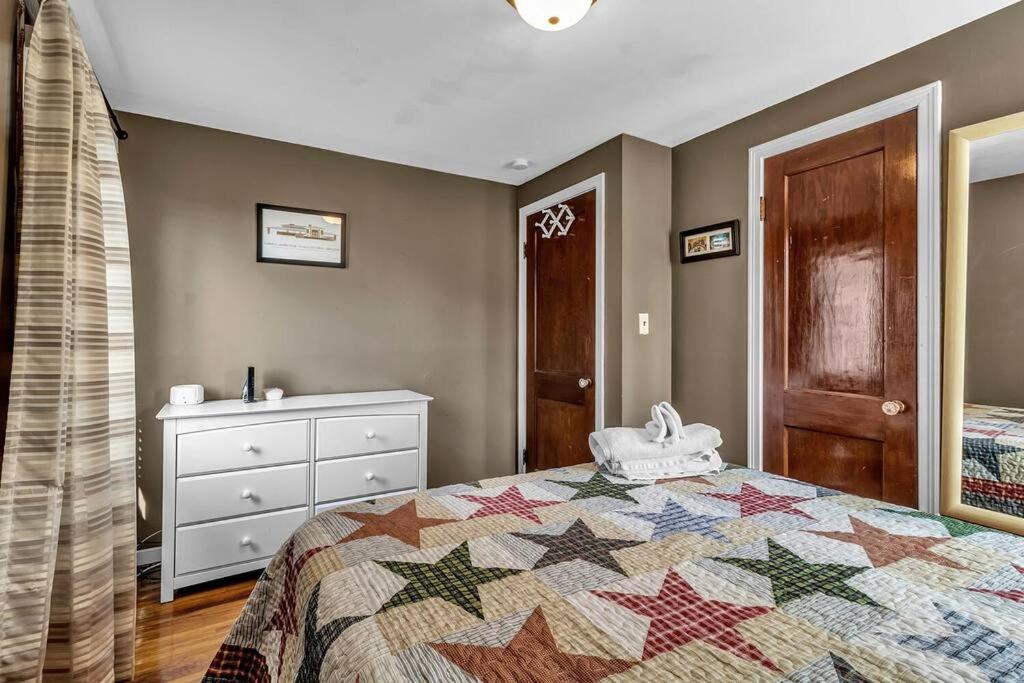 Two-Bedroom Apartment photo 2