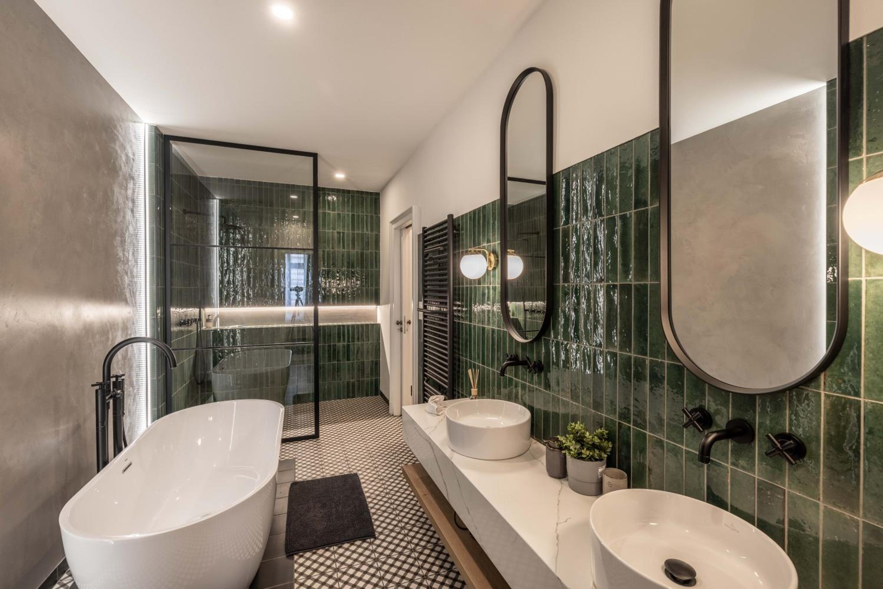 Executive Suite photo 2