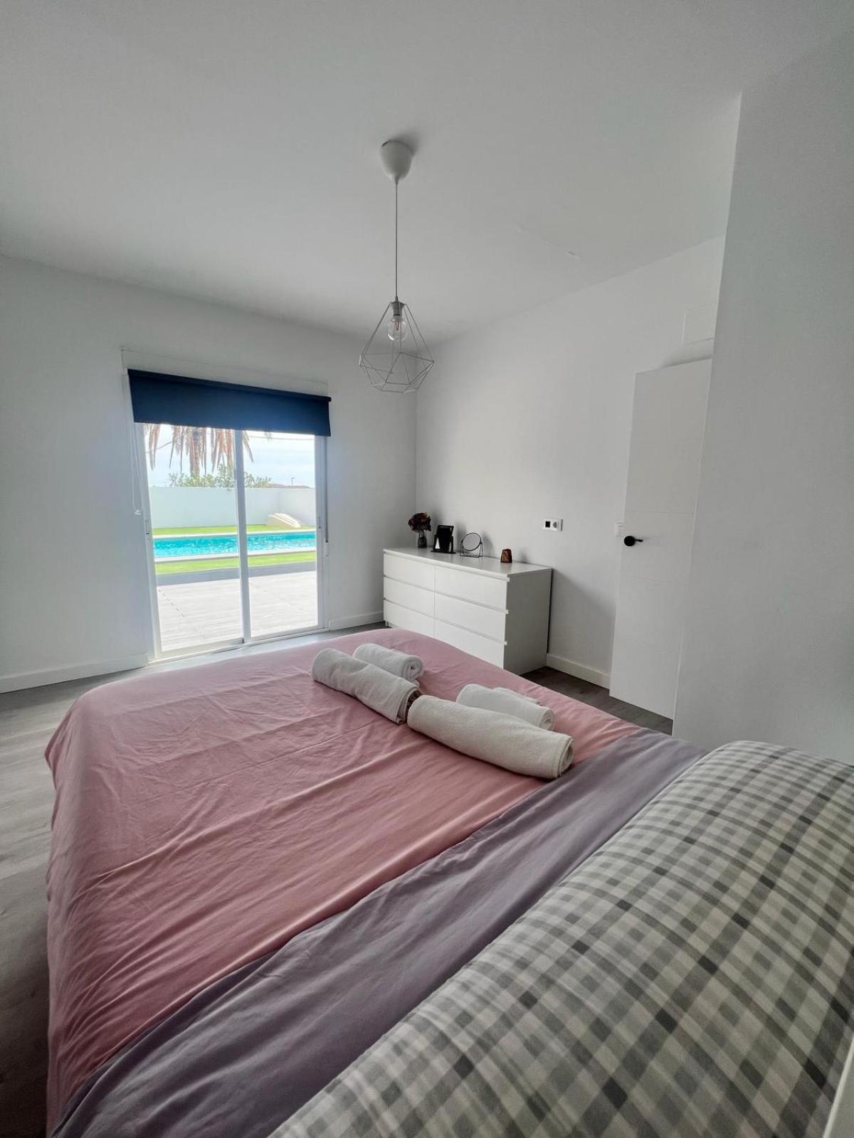 Two-Bedroom House photo 2