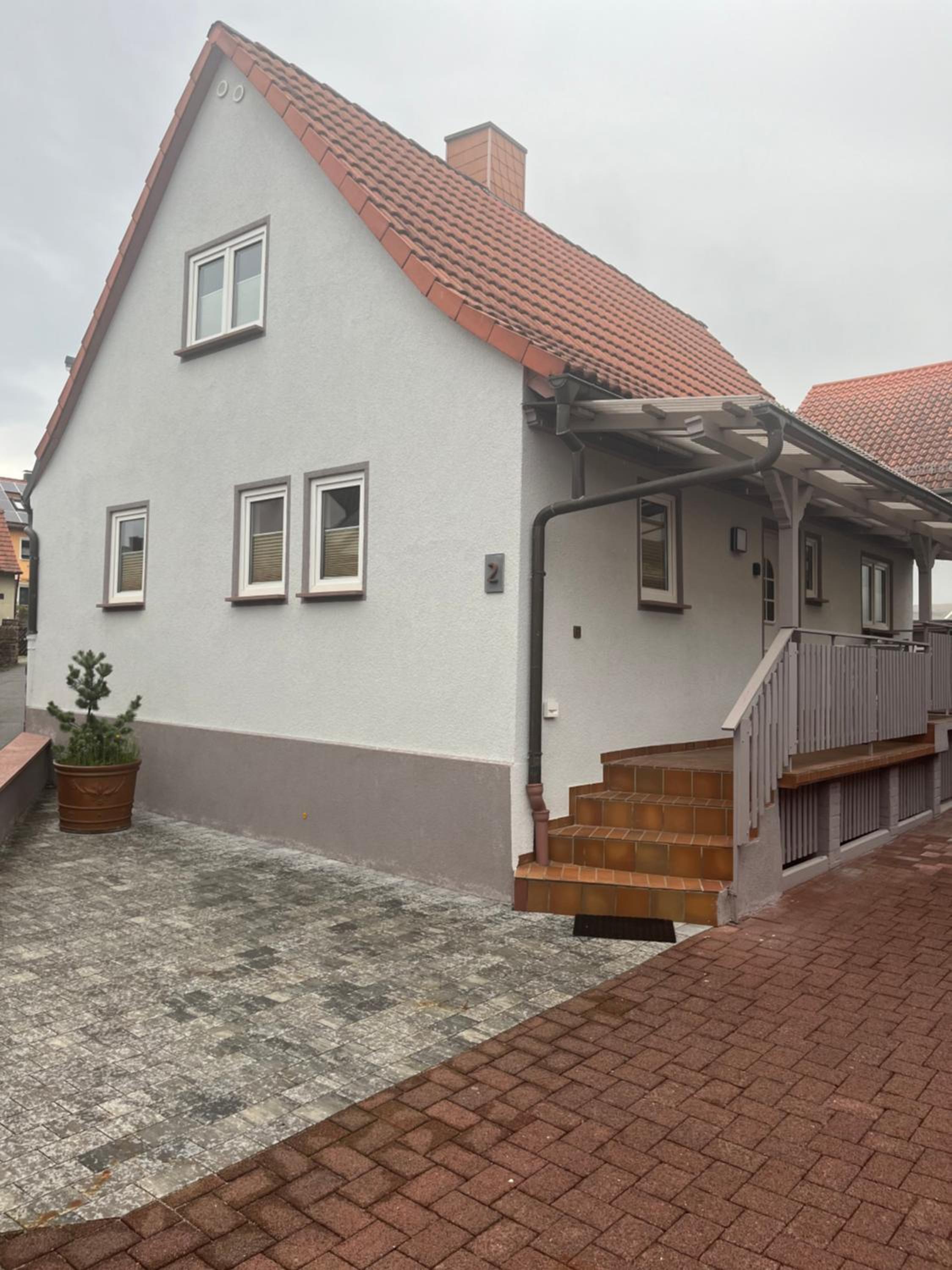 Three-Bedroom House photo 2