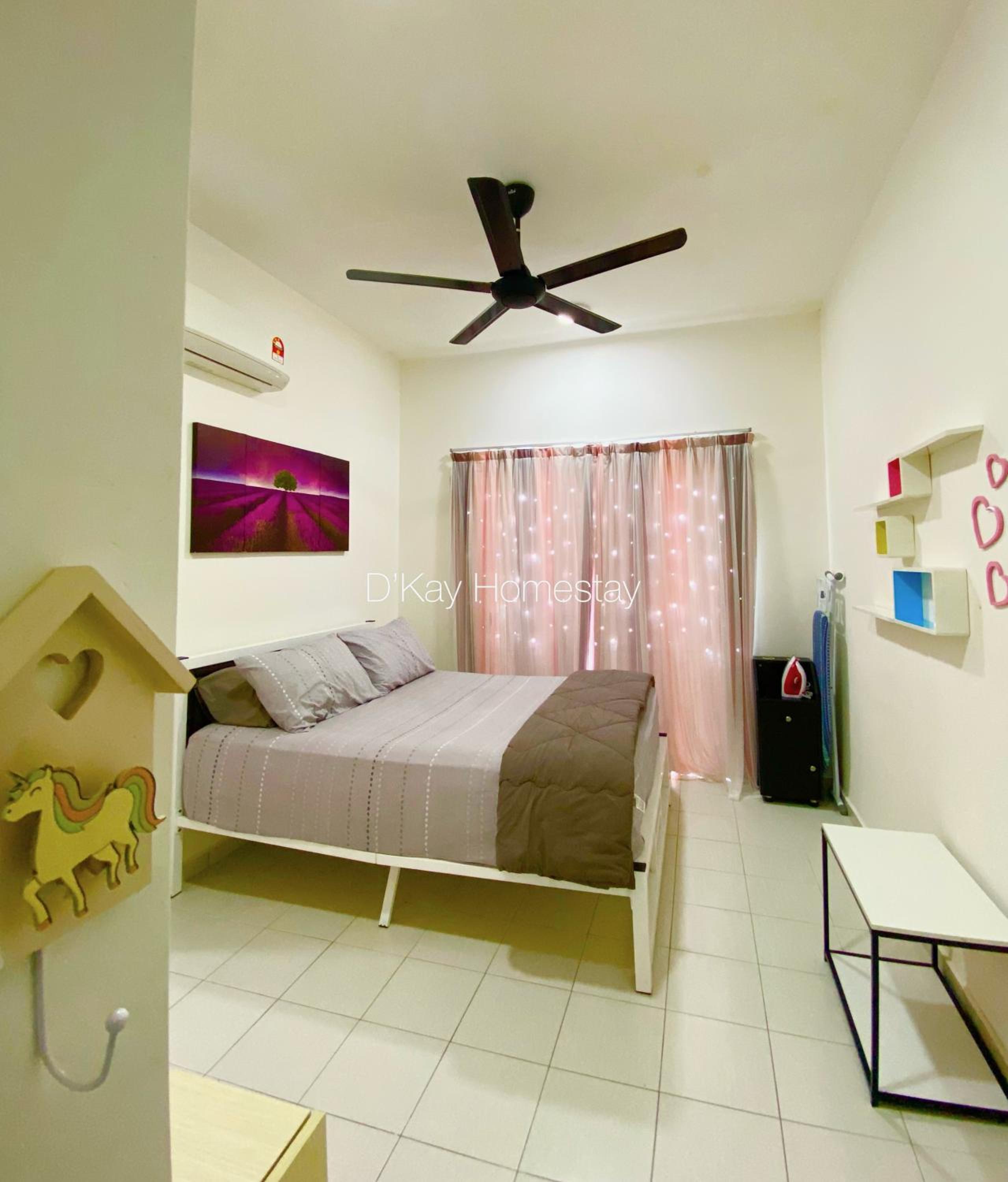 Three-Bedroom Apartment - High Floor photo 1