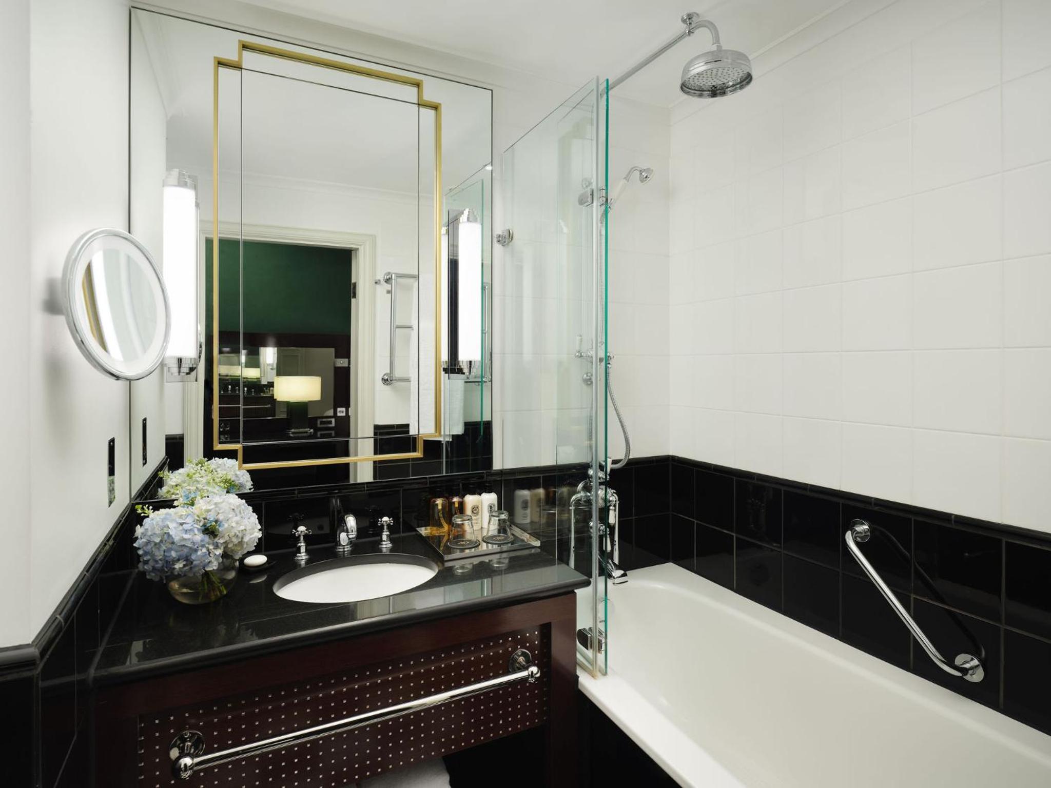 Luxury Twin Room photo 3
