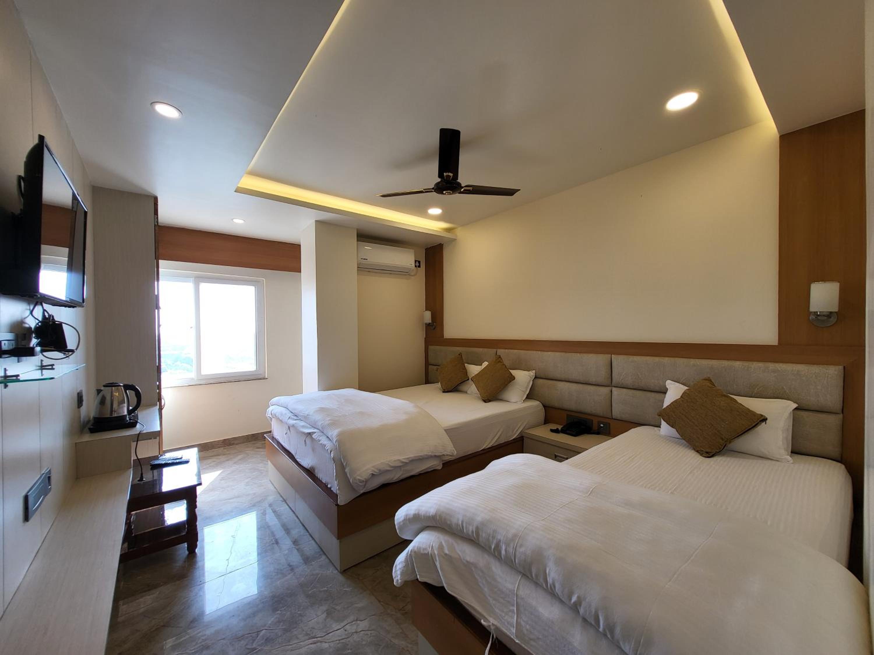 Double or Twin Room with City View