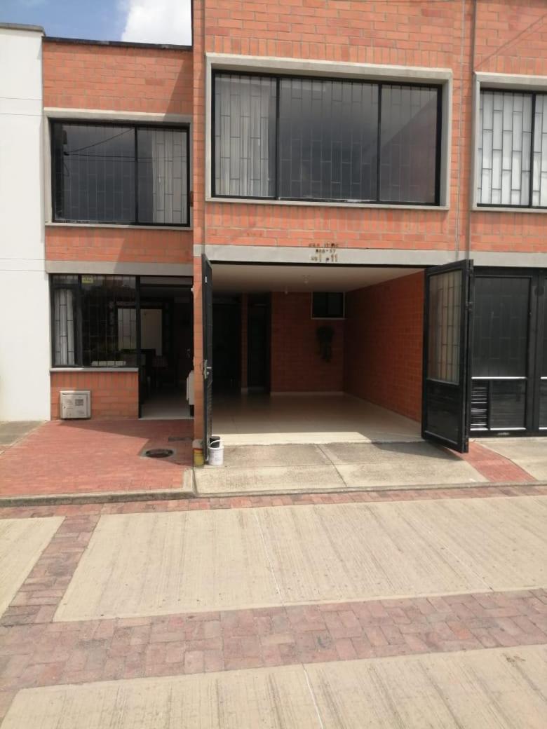 Three-Bedroom House photo 2