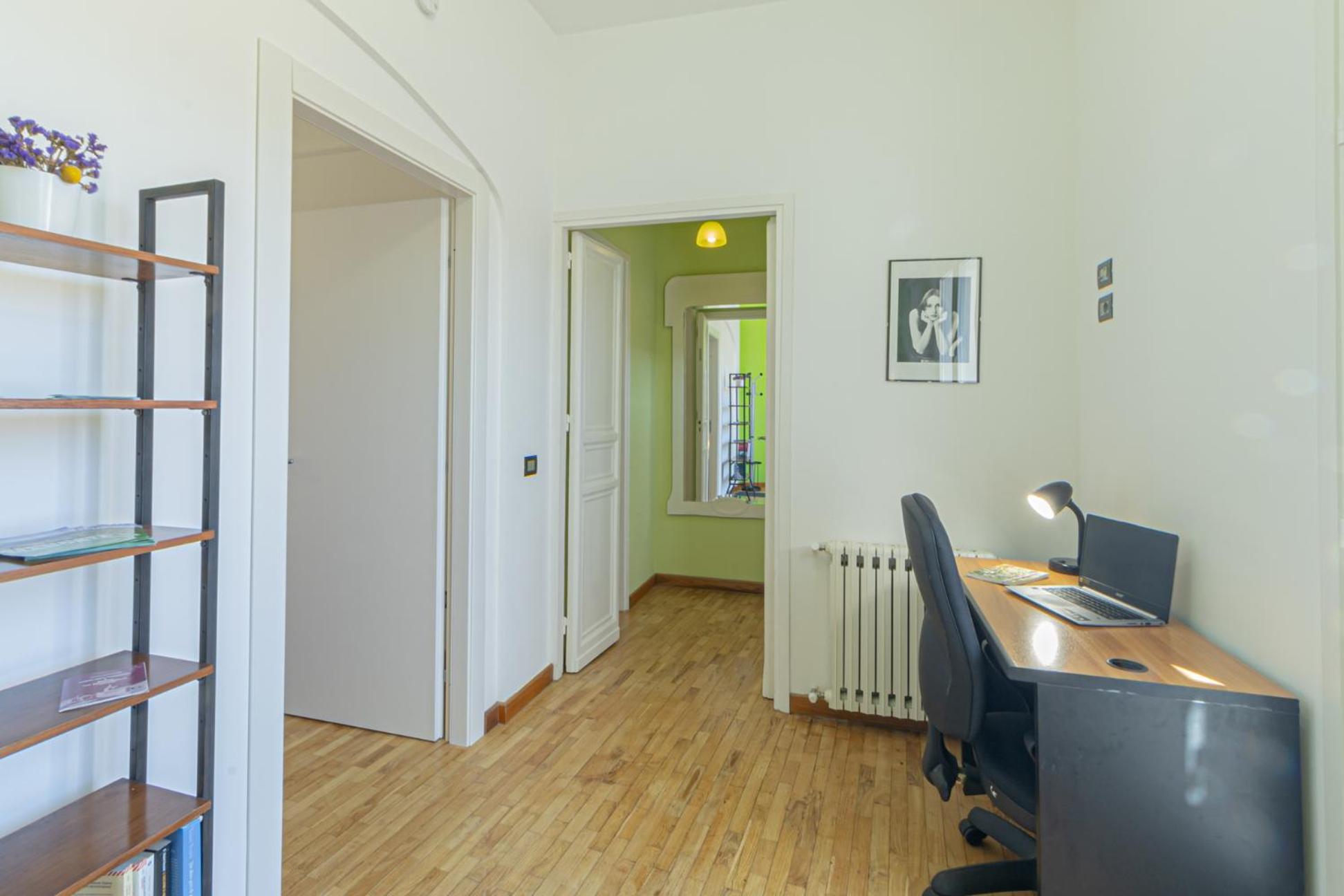 Three-Bedroom Apartment photo 3