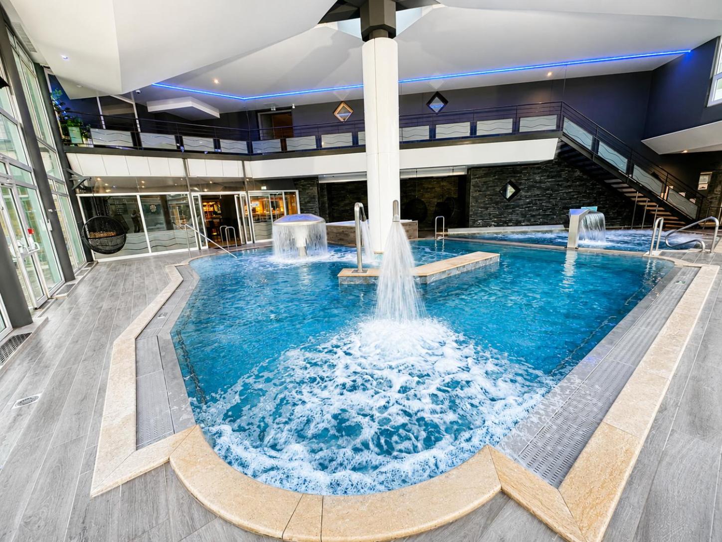 Privilege Room with Lake View and Spa Access