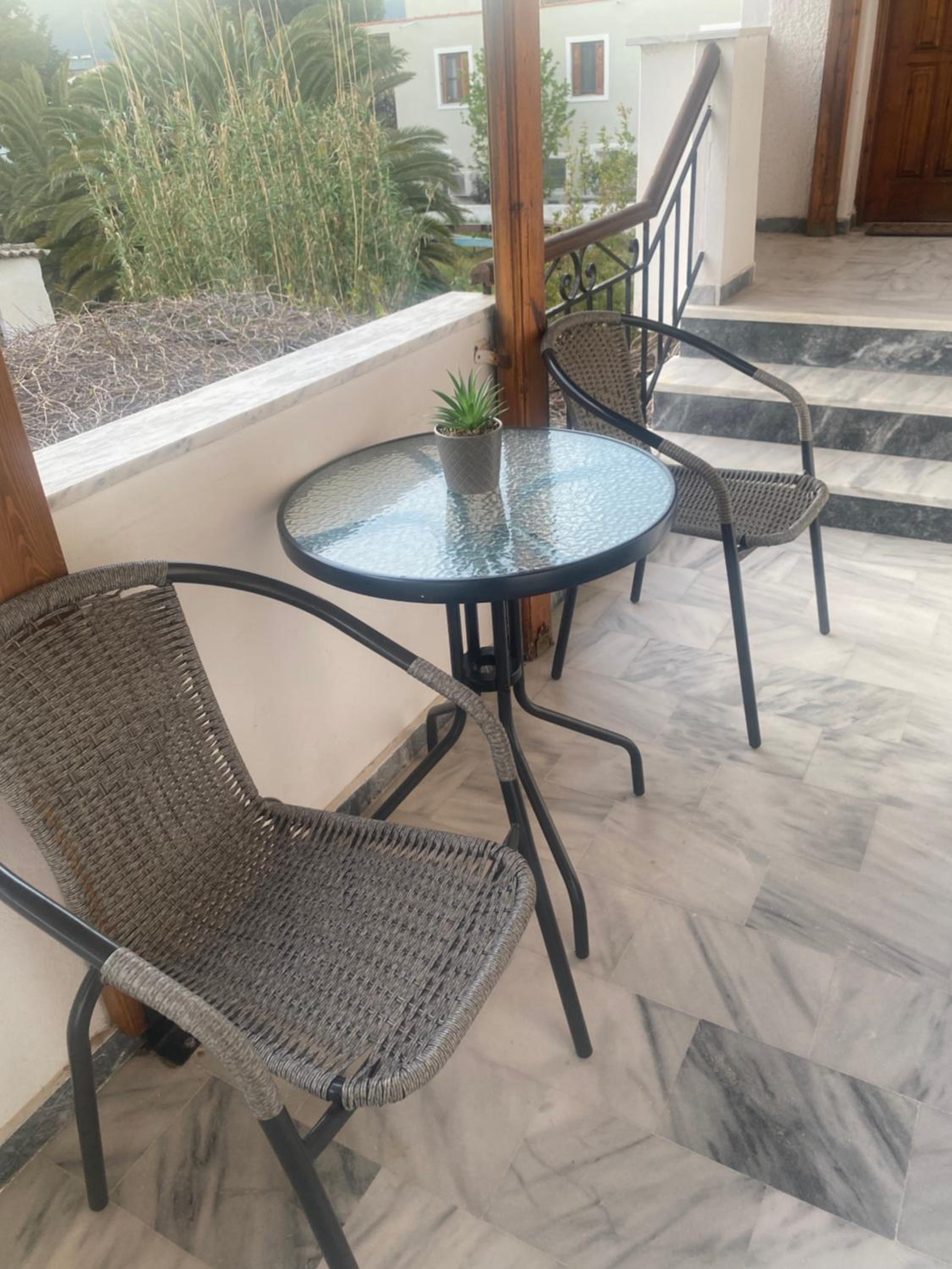 Family Room with Garden View photo 2
