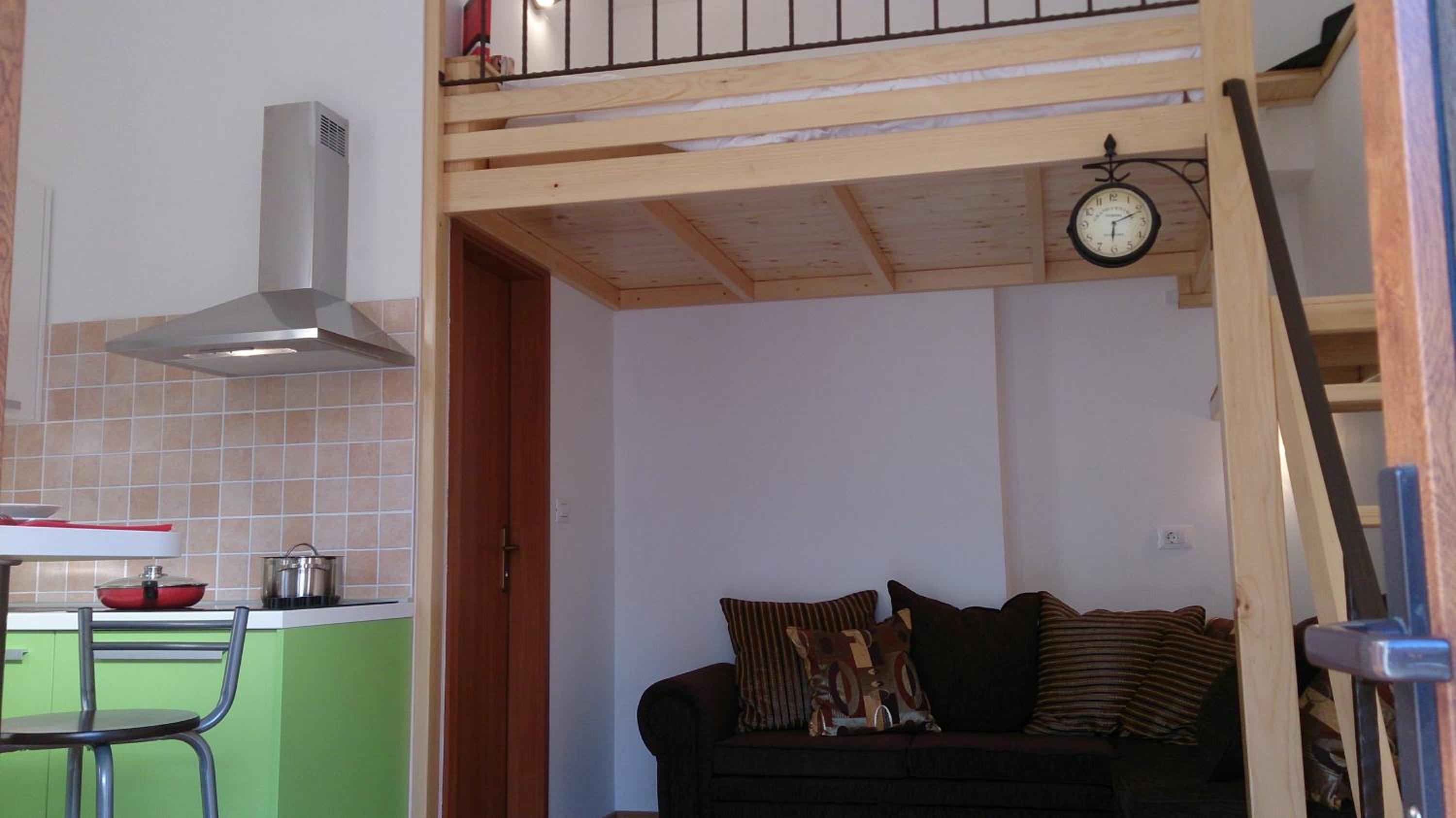 Studio Apartment