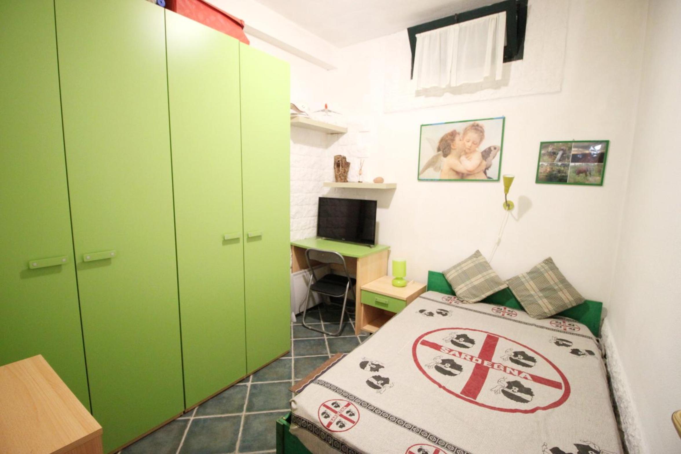 Two-Bedroom House photo 2