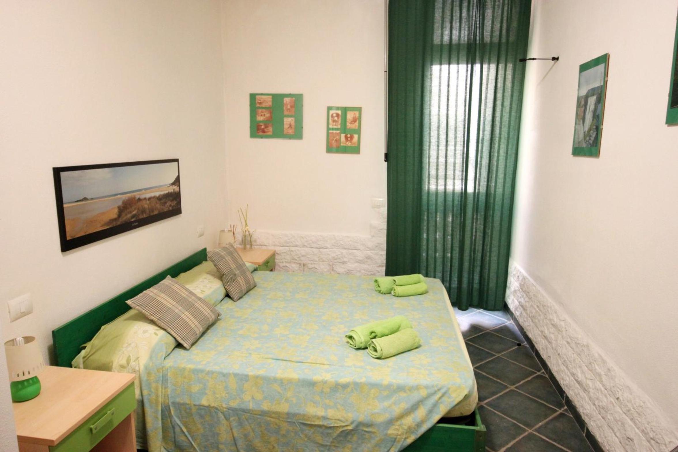 Two-Bedroom House photo 3